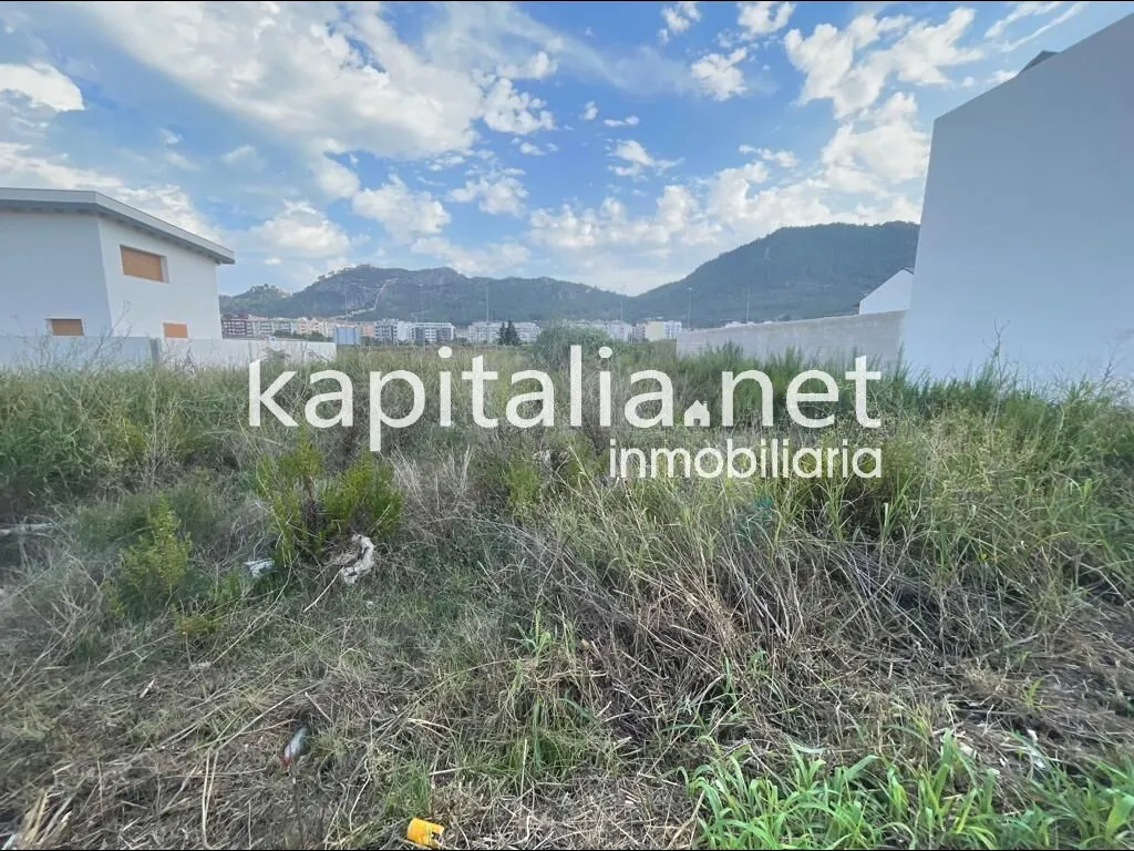 08668 - Solar urbana a la venta en Xativa