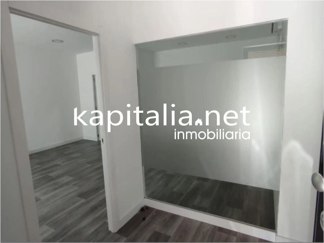 04980 - Local comercial a la venta en Banyeres de Mariola (Alicante) CON RENTABILIDAD!!