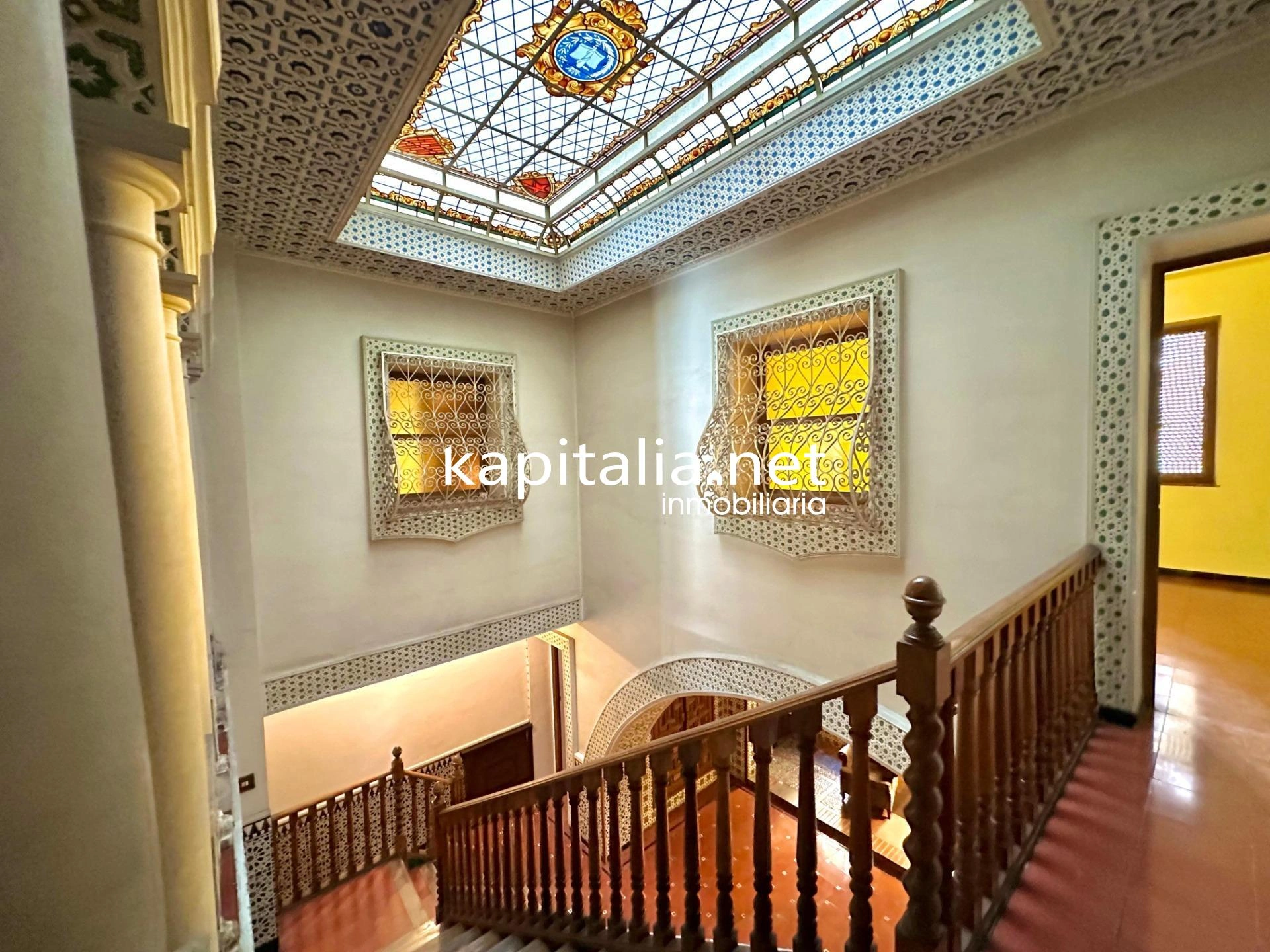 09750 - Gran casa con encanto a la venta en Alcoy