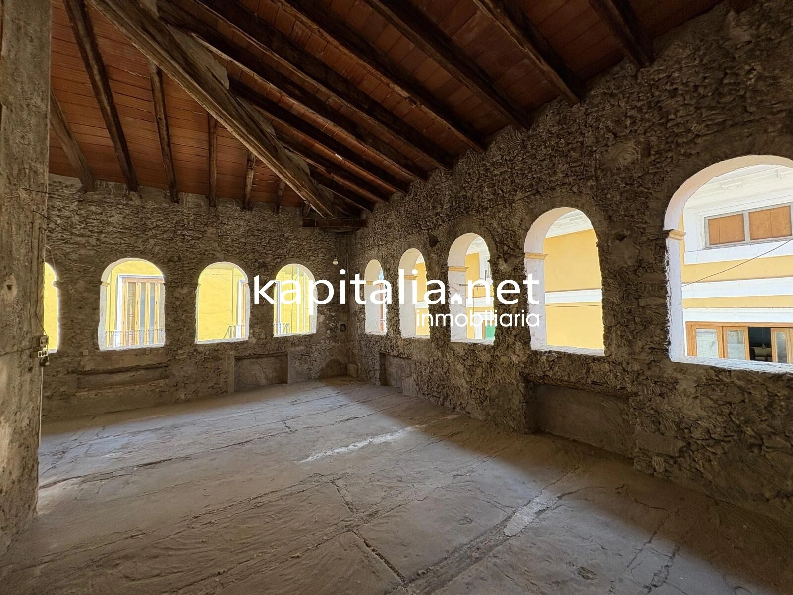 10011 - CASA SEÑORIAL A LA VENTA EN EL CENTRO DE XATIVA