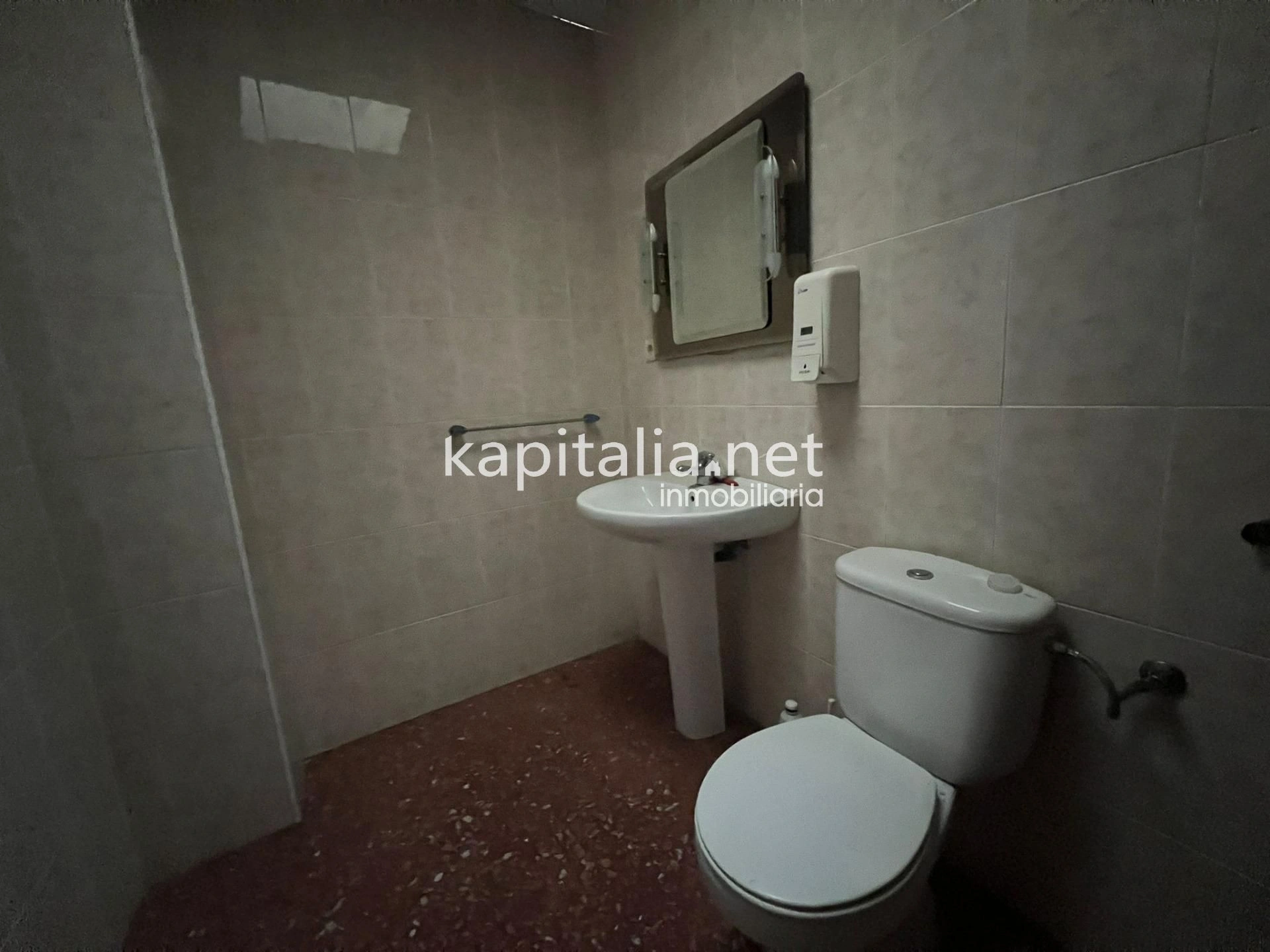 08102 - Property for Rent in Ontinyent