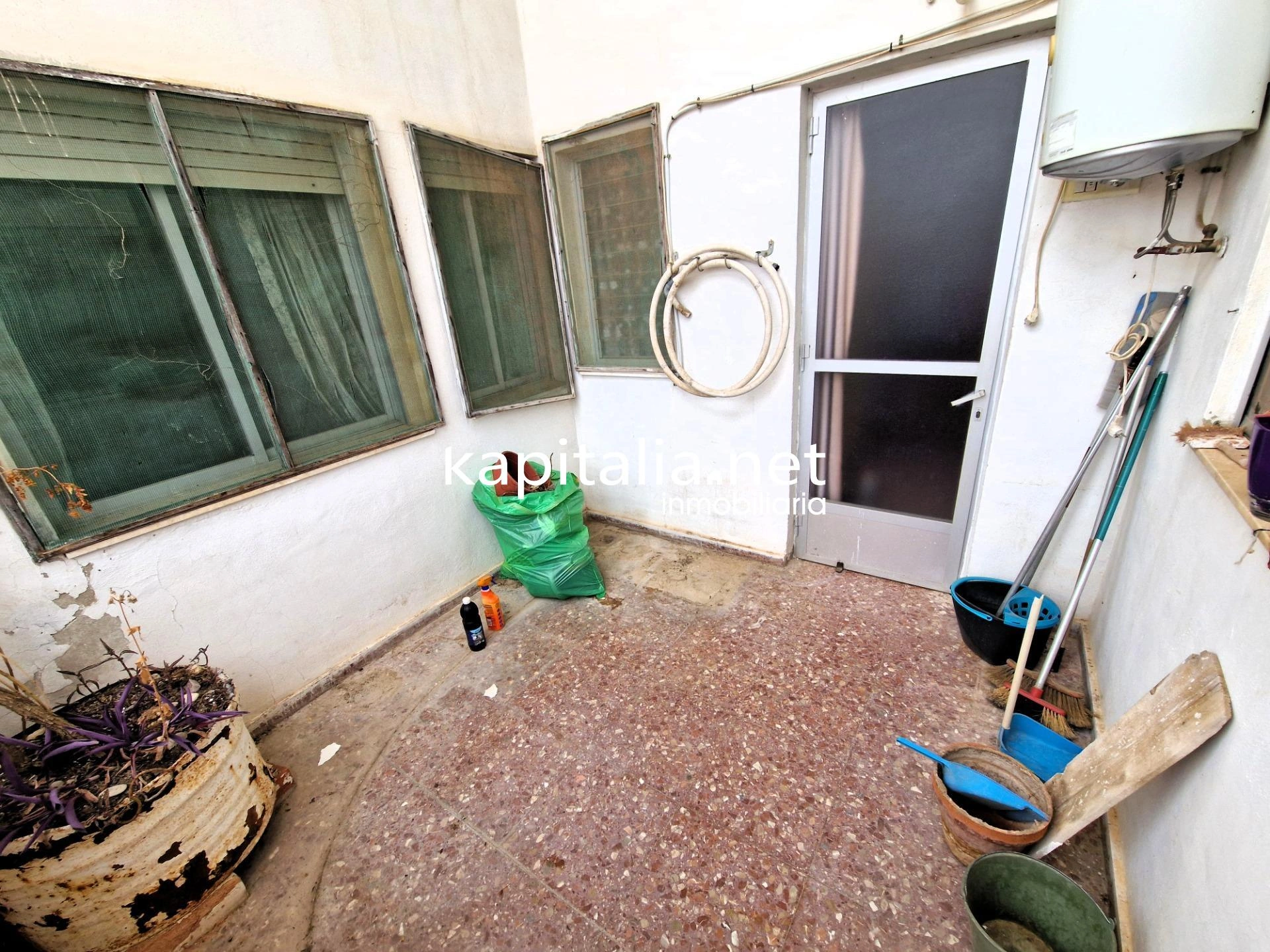 10025 - Gran casa a la venta en Albaida con almacén y gran azotea