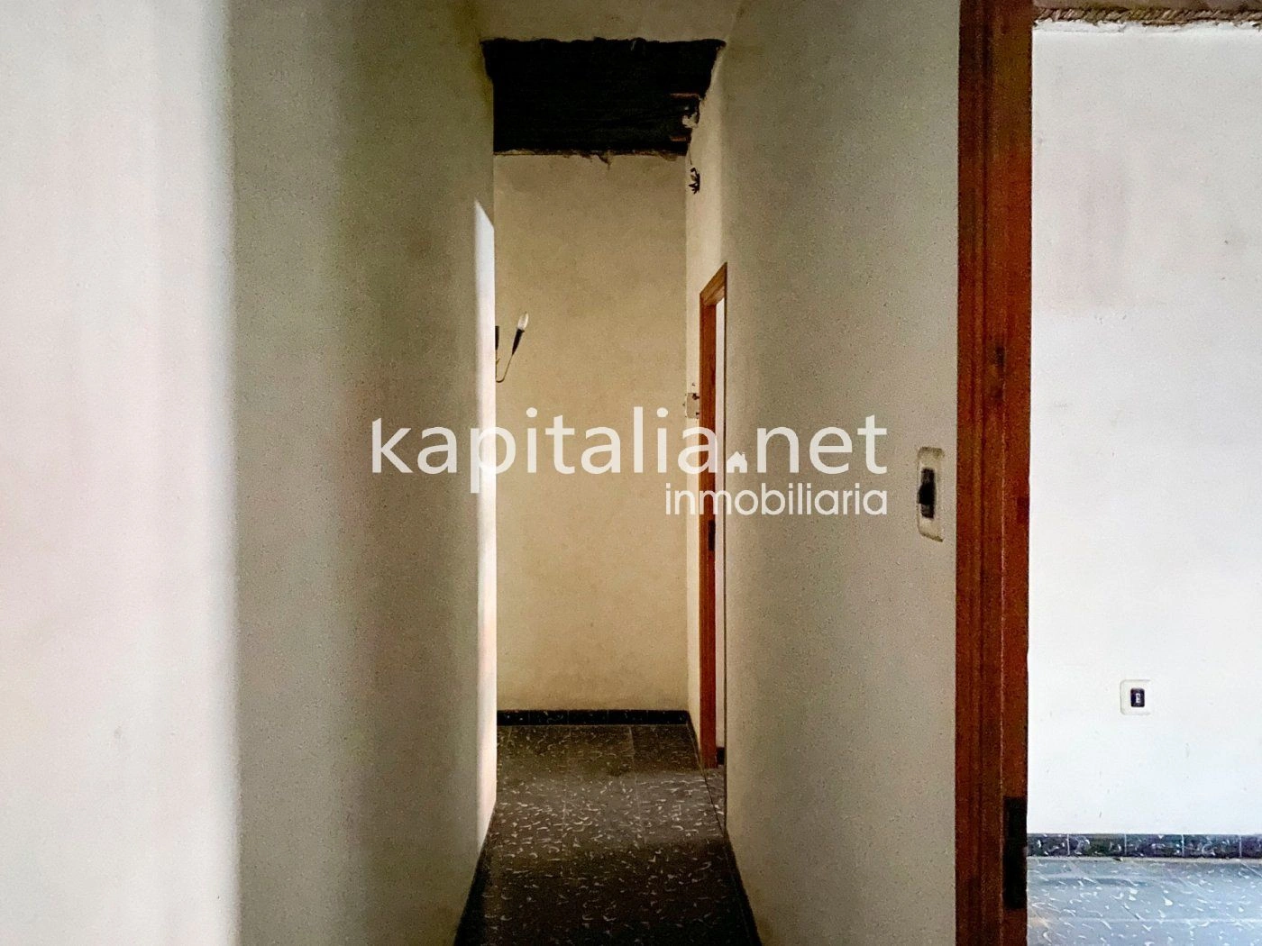03500 - Gran casa a la venta en Ontinyent de los años 30