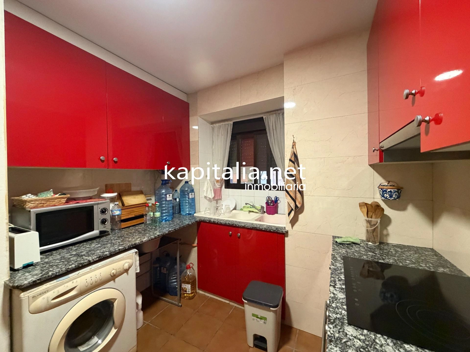 10203 - Vivienda en planta baja con bodega en sótano
