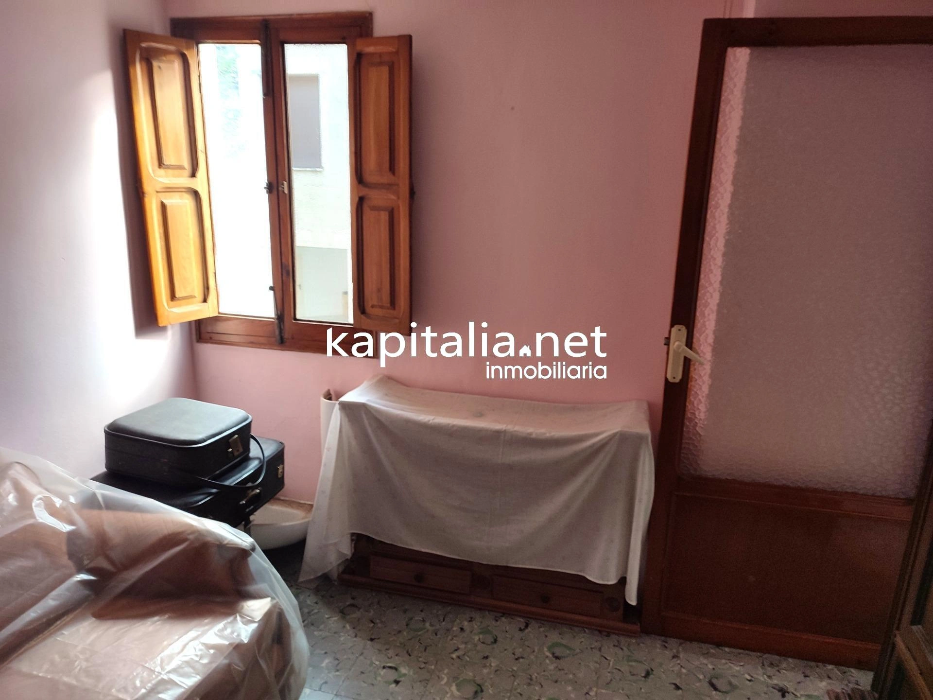08871 - CASA A LA VENTA EN COCENTAINA, UBICADA EN ZONA ANTIGUA DEL PUEBLO.