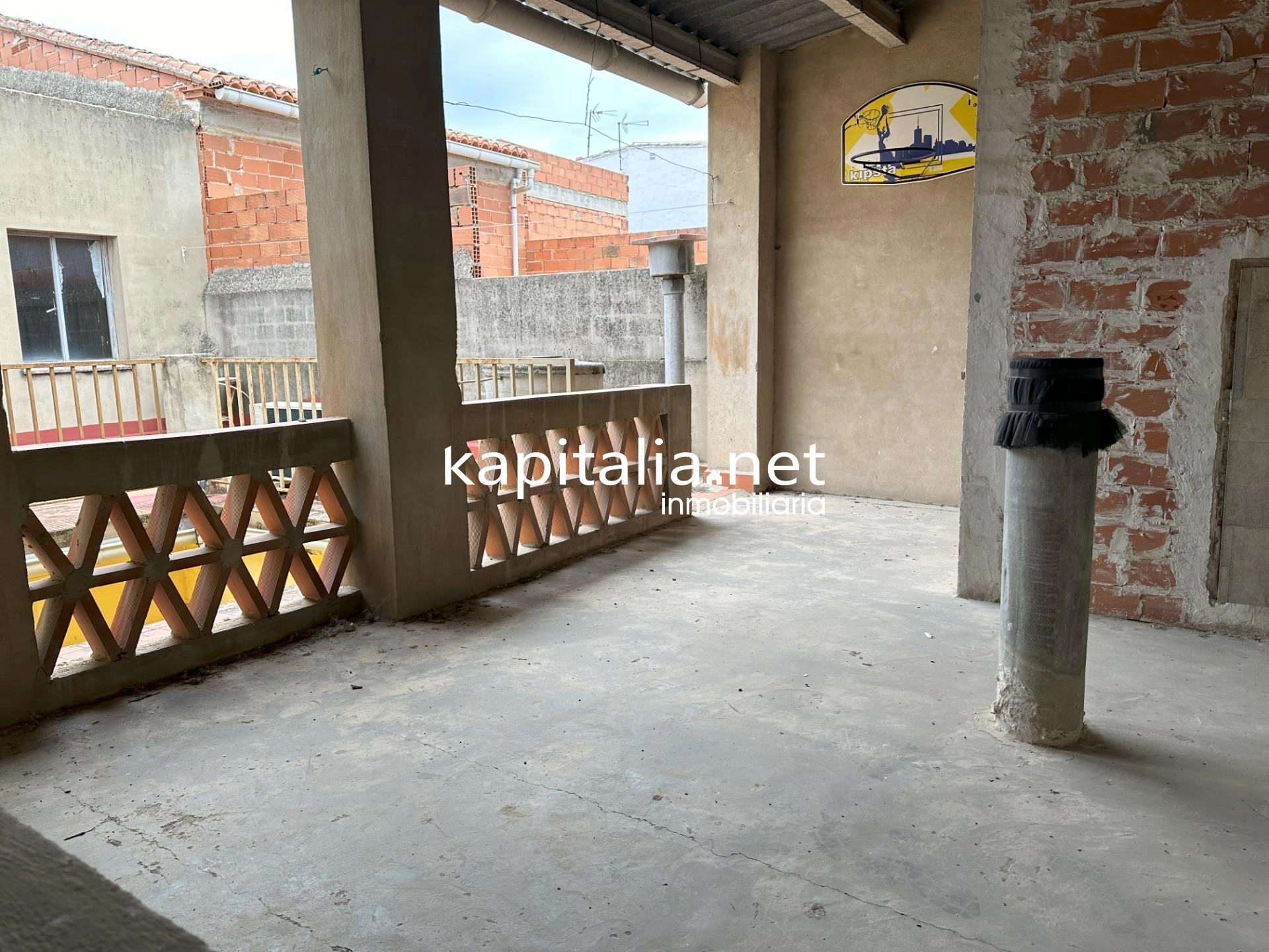 08905 - CASA A LA VENTA EN BENIGANIM