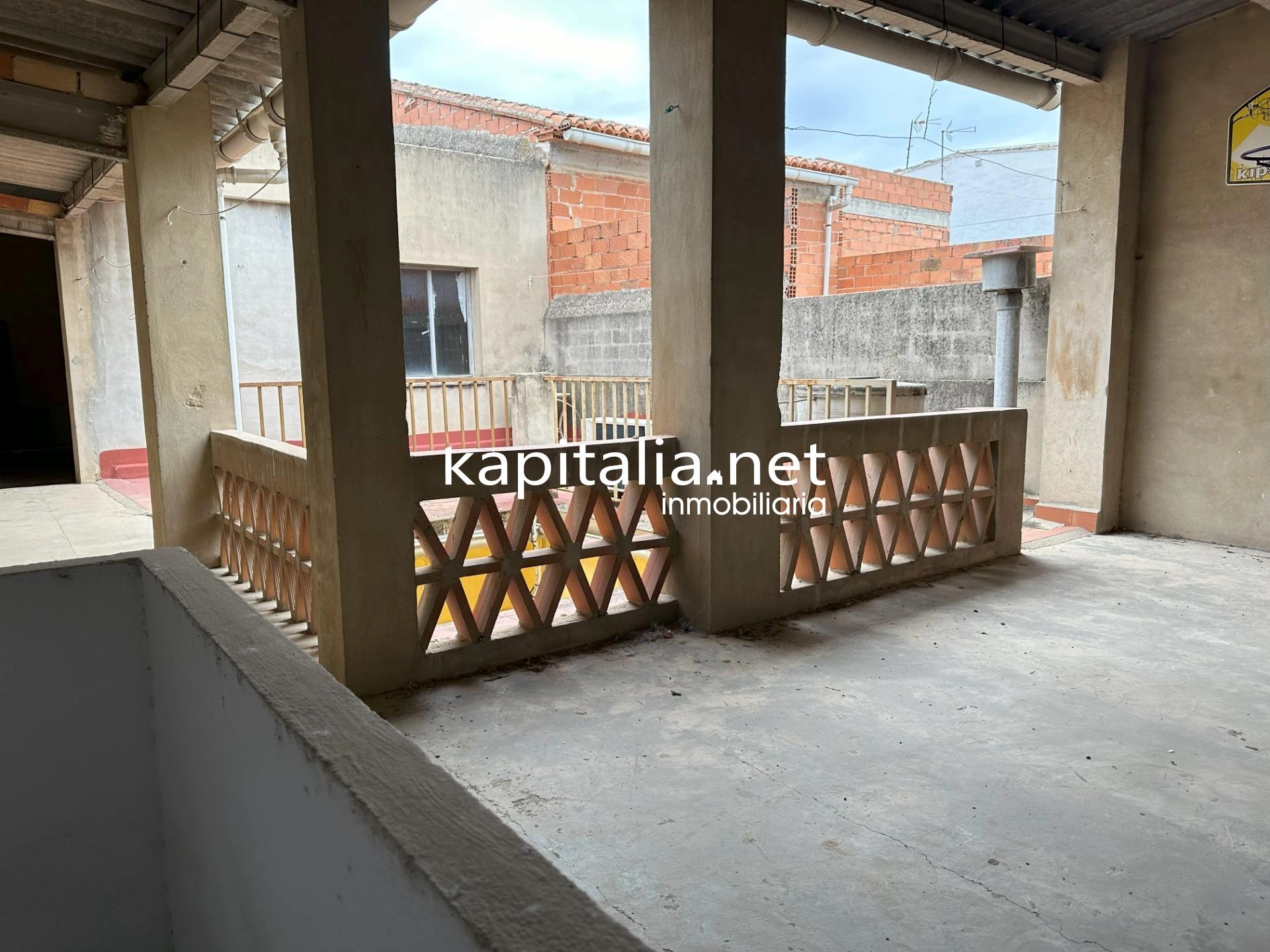 08905 - CASA A LA VENTA EN BENIGANIM