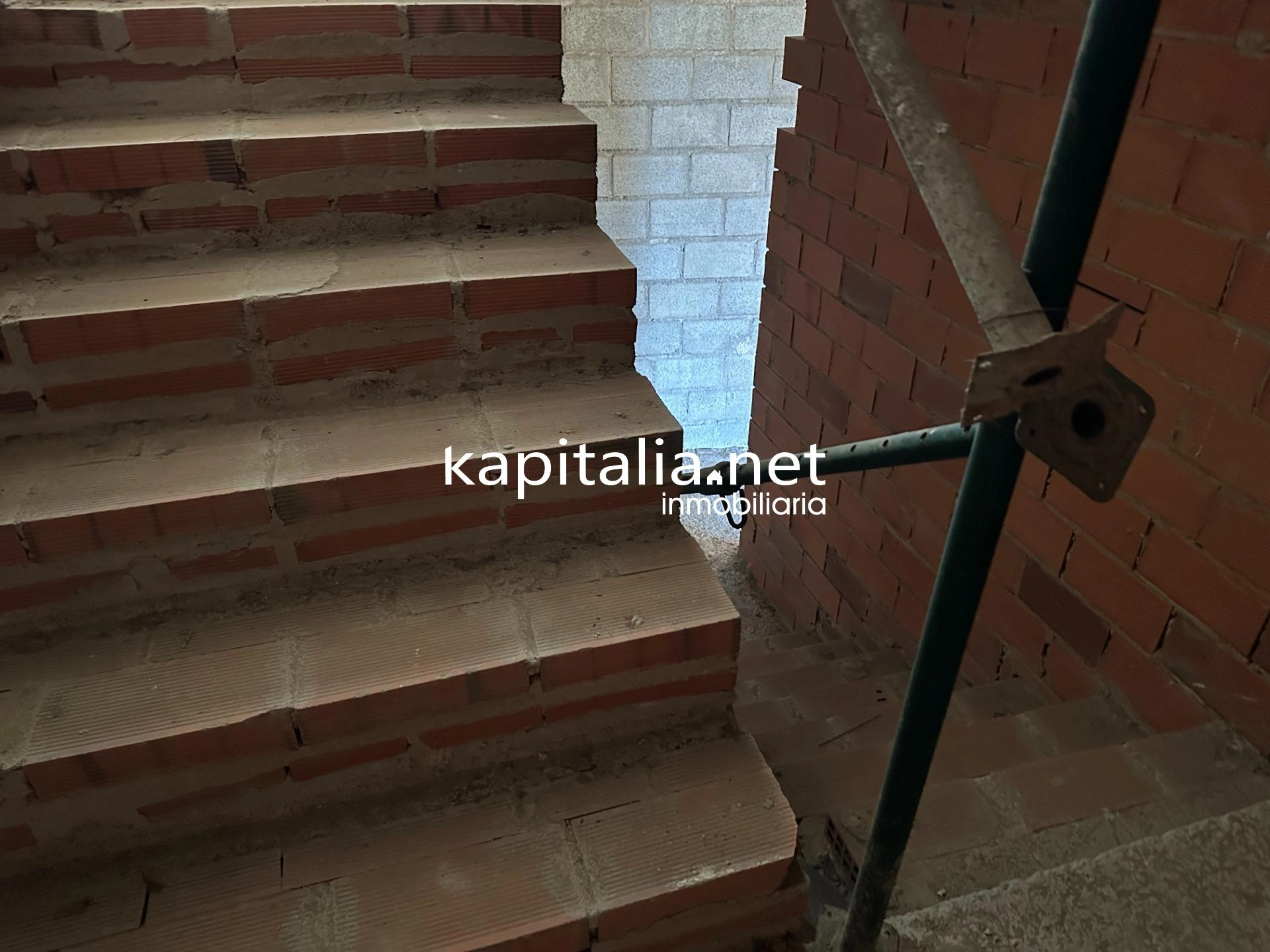 EDIFICIO A LA VENTA EN AGULLENT