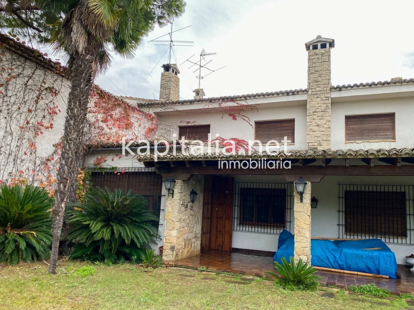 06369 - Casa señorial con gran jardín en el centro de Atzeneta d'Albaida