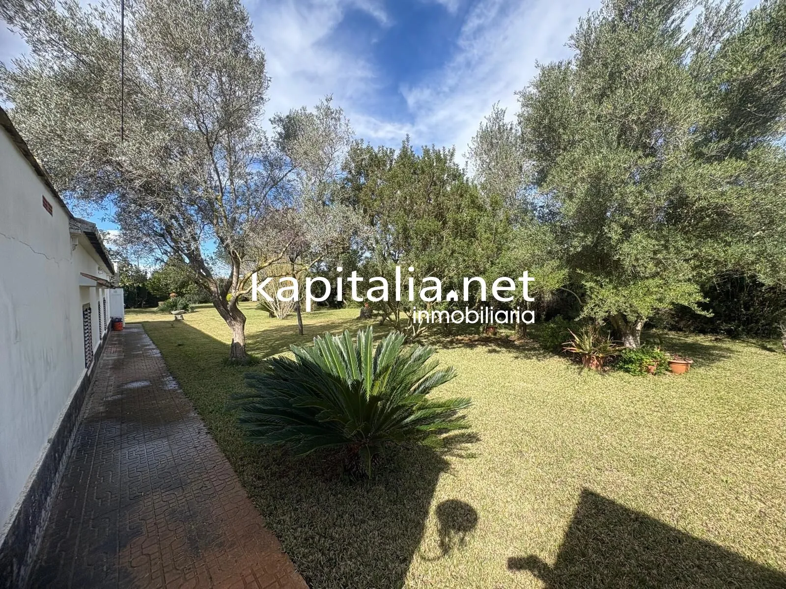ESPECTACULAR CHALET A LA VENTA EN BARCHETA