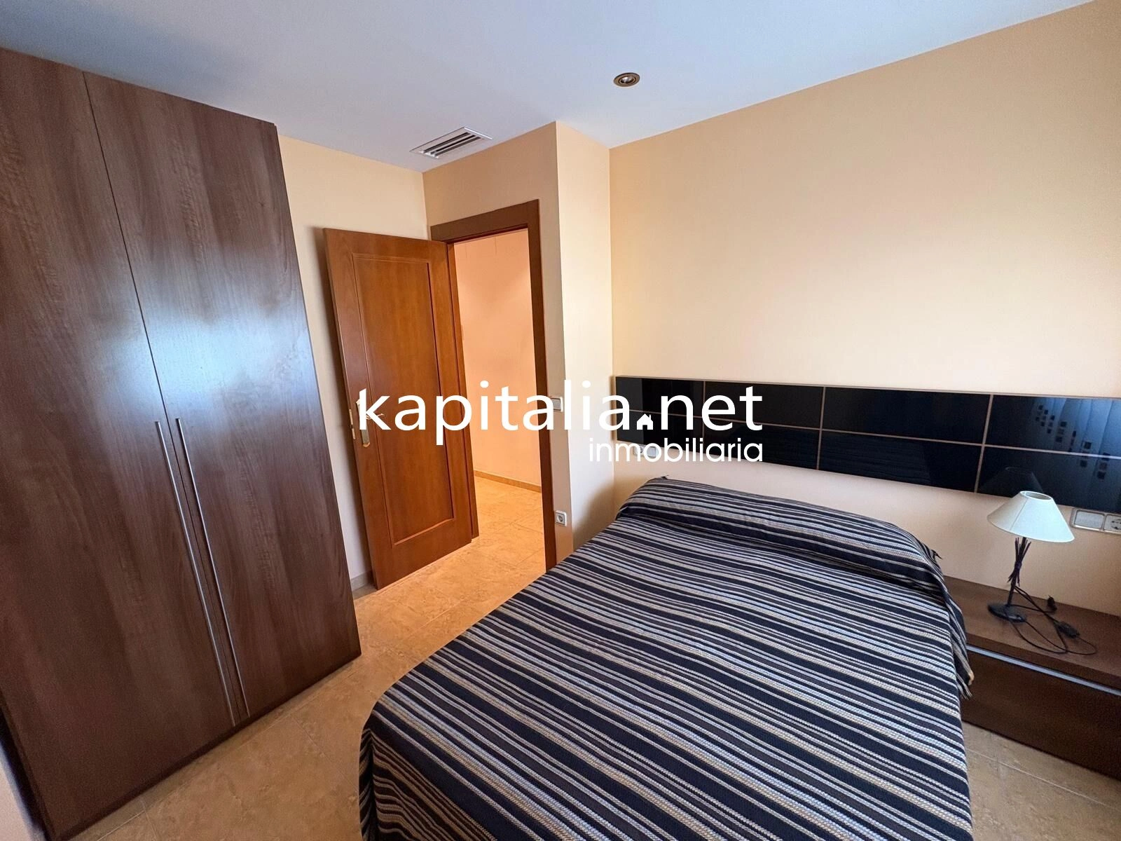 EXCLUSIVE SEMI-DETACHED HOUSE FOR SALE, READY TO MOVE INTO IN ANNA