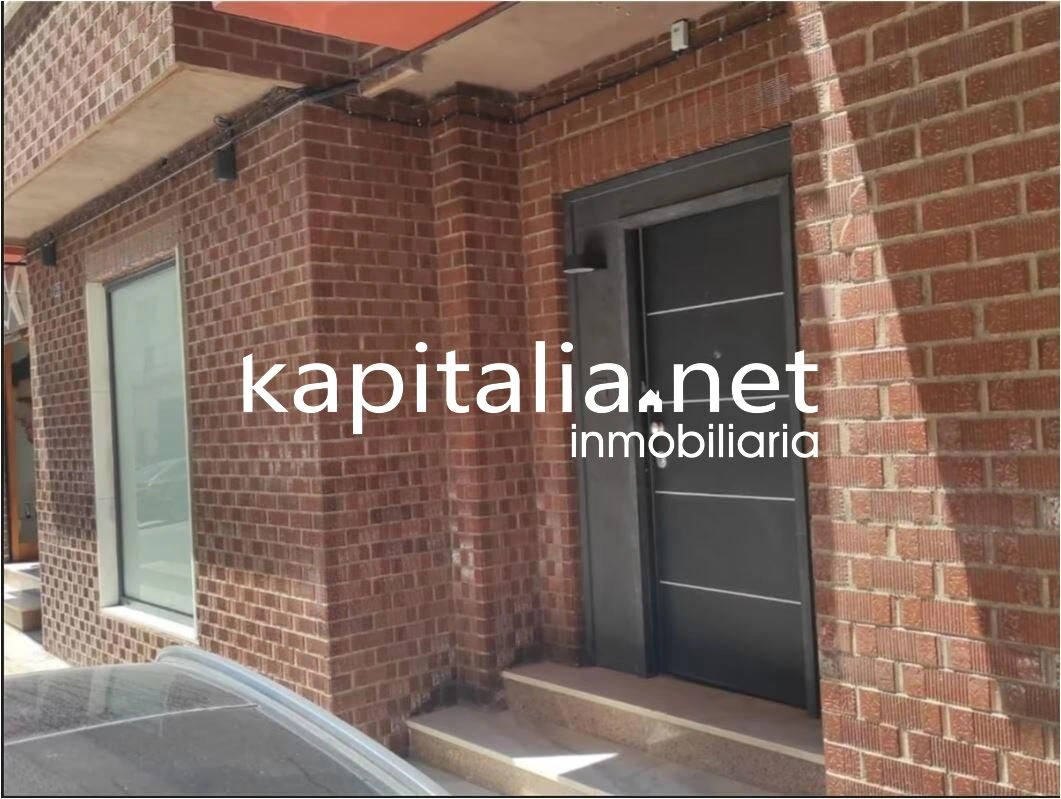 04980 - Local comercial a la venta en Banyeres de Mariola (Alicante) CON RENTABILIDAD!!