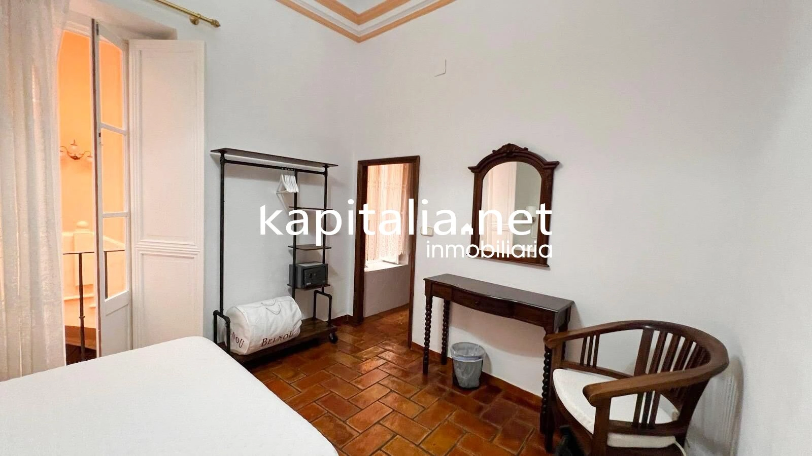 09222 - CASA RURAL A LA VENTA EN EL CENTRO DE XATIVA