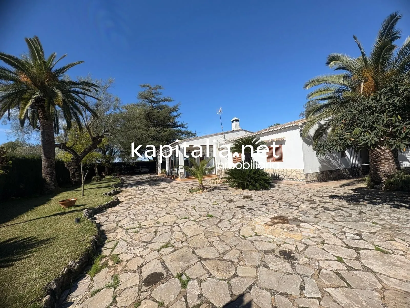 ESPECTACULAR CHALET A LA VENTA EN BARCHETA