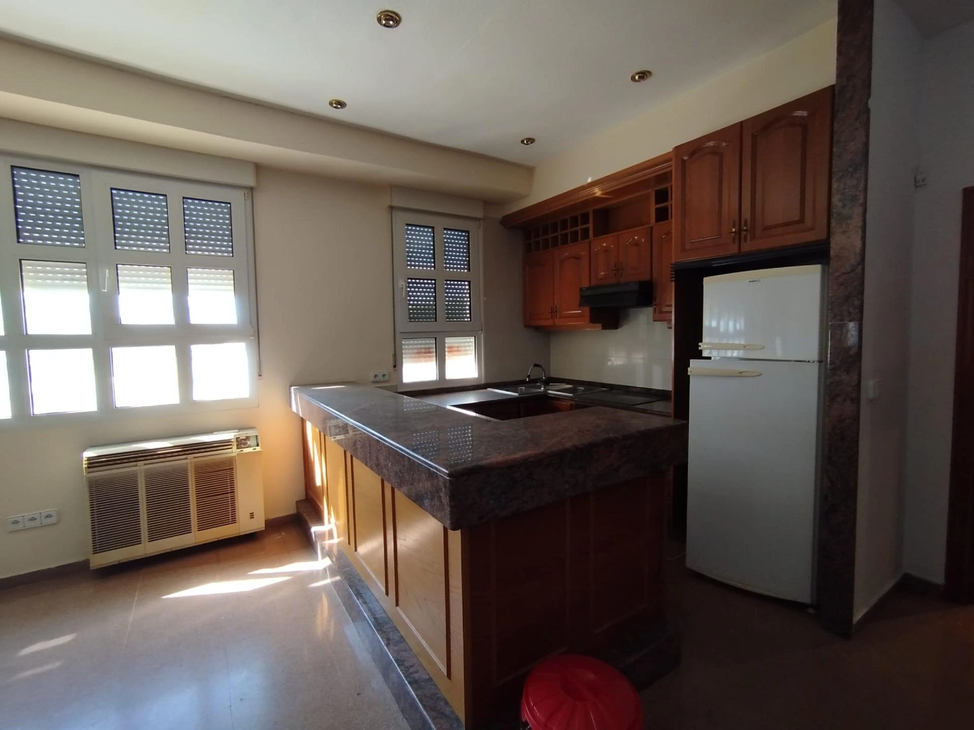 Nave industrial y viviendas con infinitas posibilidades en venta en Bocairent