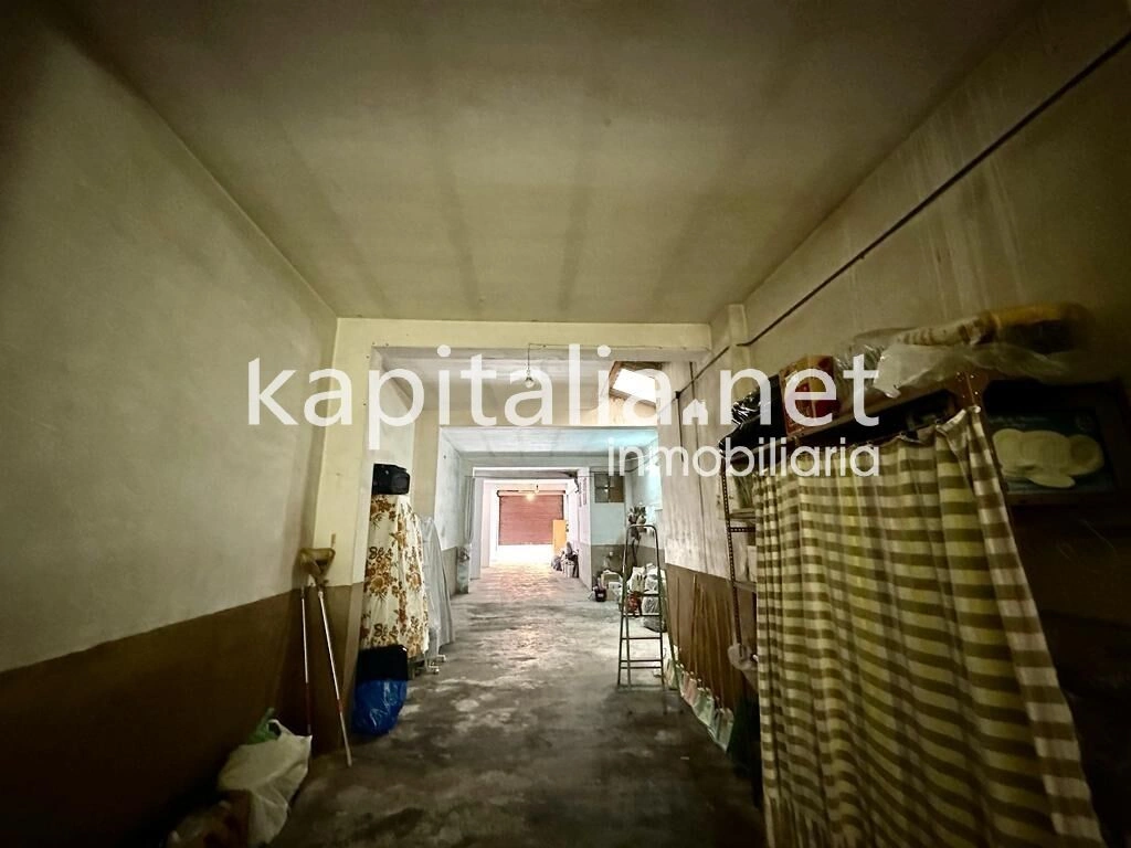 08371 - Local comercial en venta en Ontinyent (Valencia)