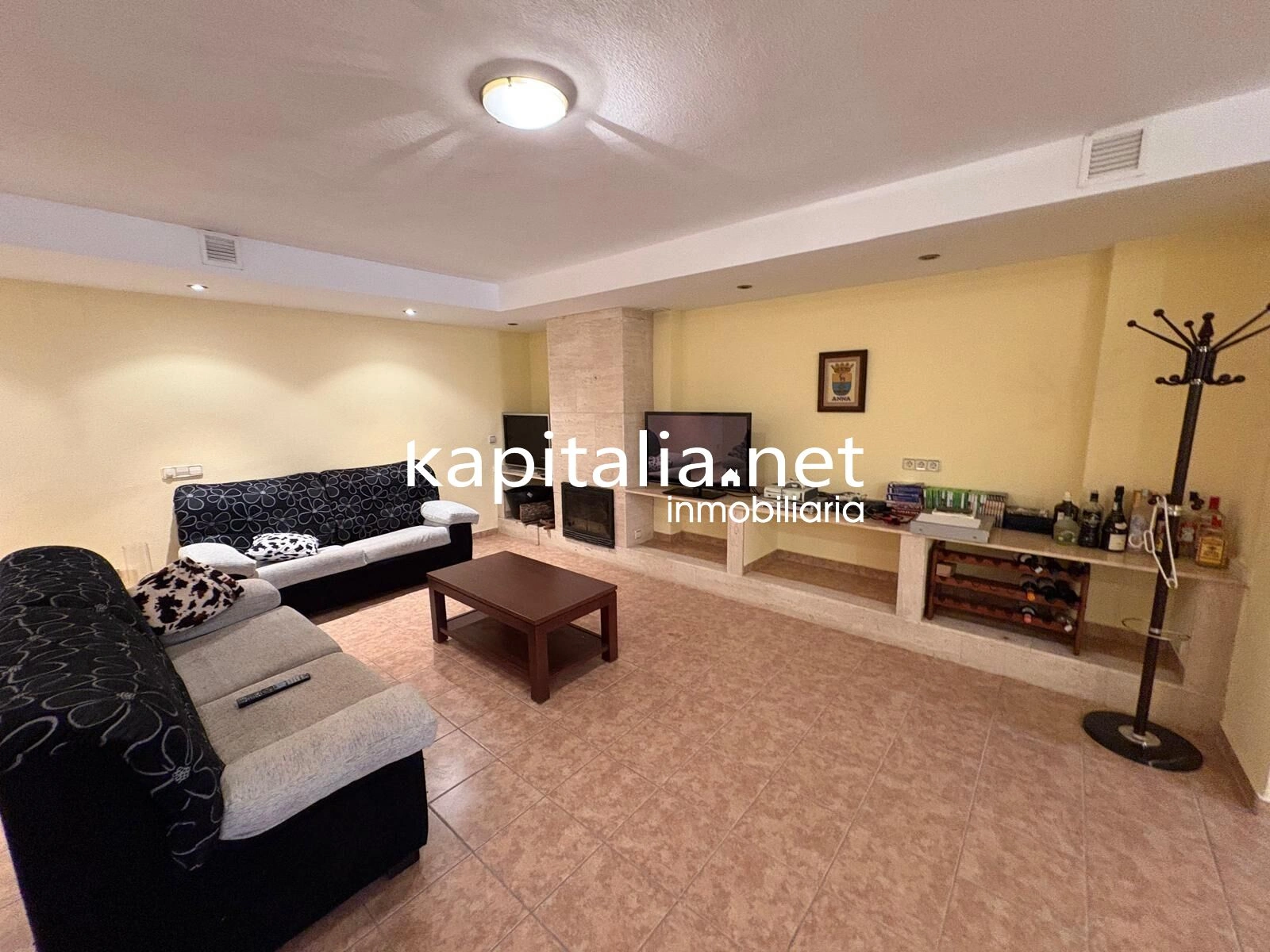 EXCLUSIVE SEMI-DETACHED HOUSE FOR SALE, READY TO MOVE INTO IN ANNA