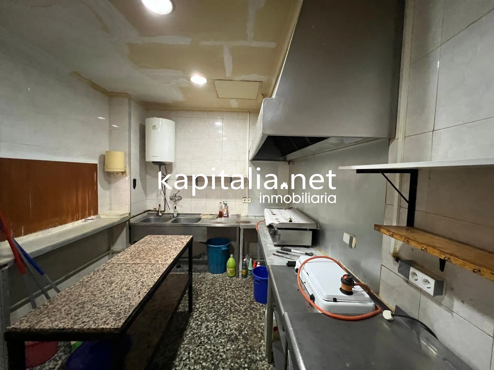 09579 - BAR-CAFETERIA A LA VENTA EN LA LLOSA DE RANES