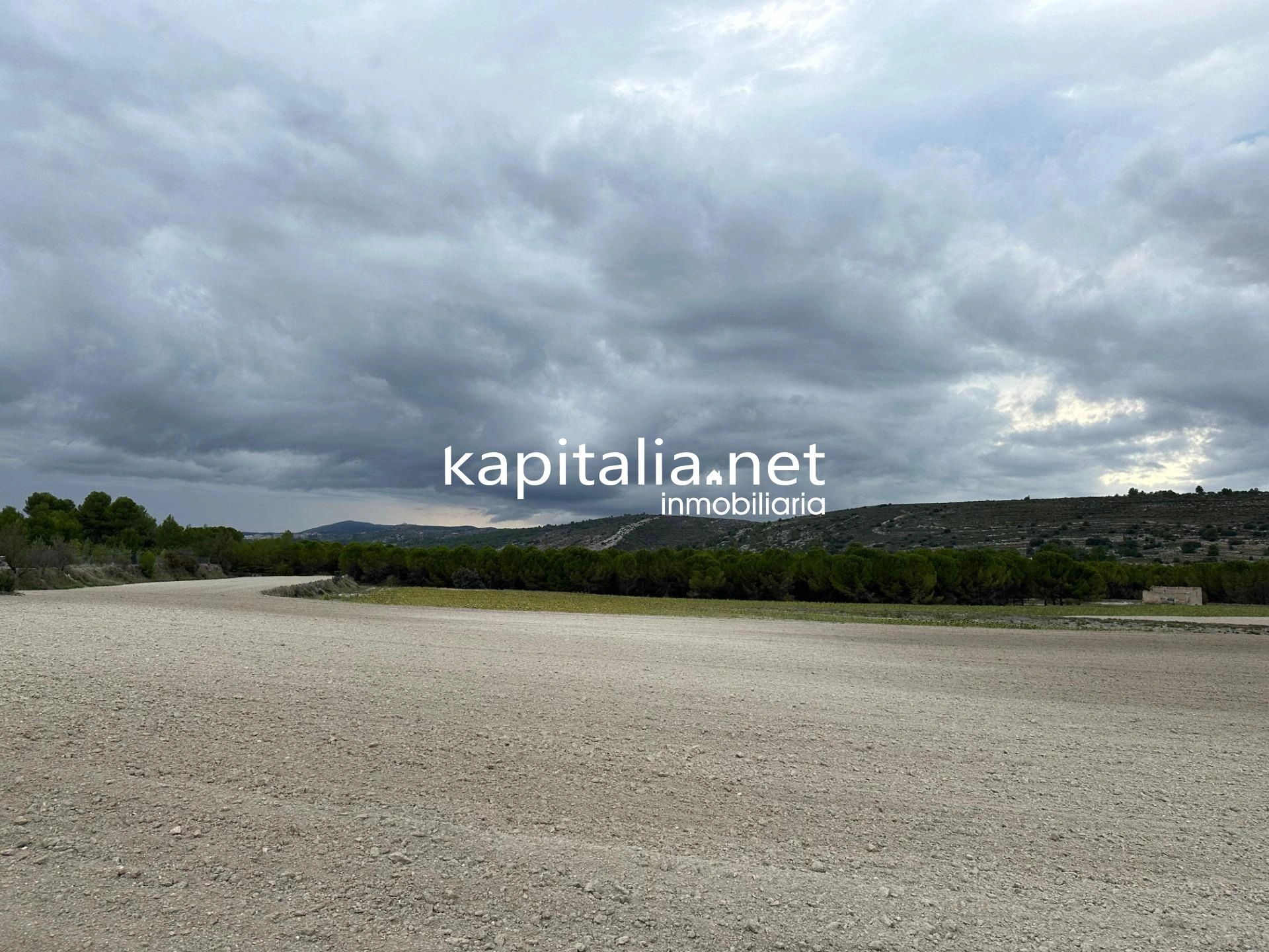 Parcela a la venta en Alfafara