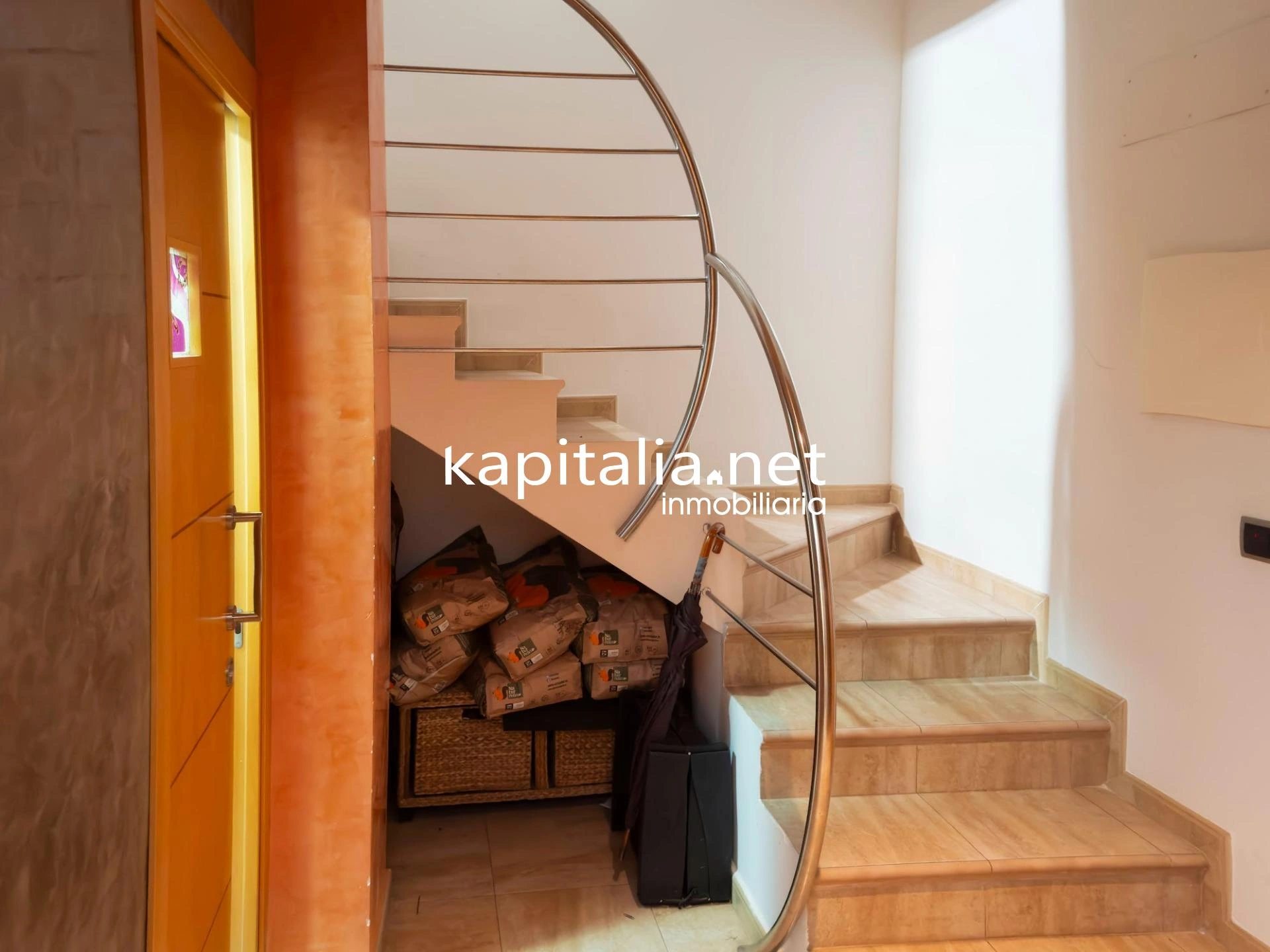 GRAN CASA A LA VENTA EN BOCAIRENT