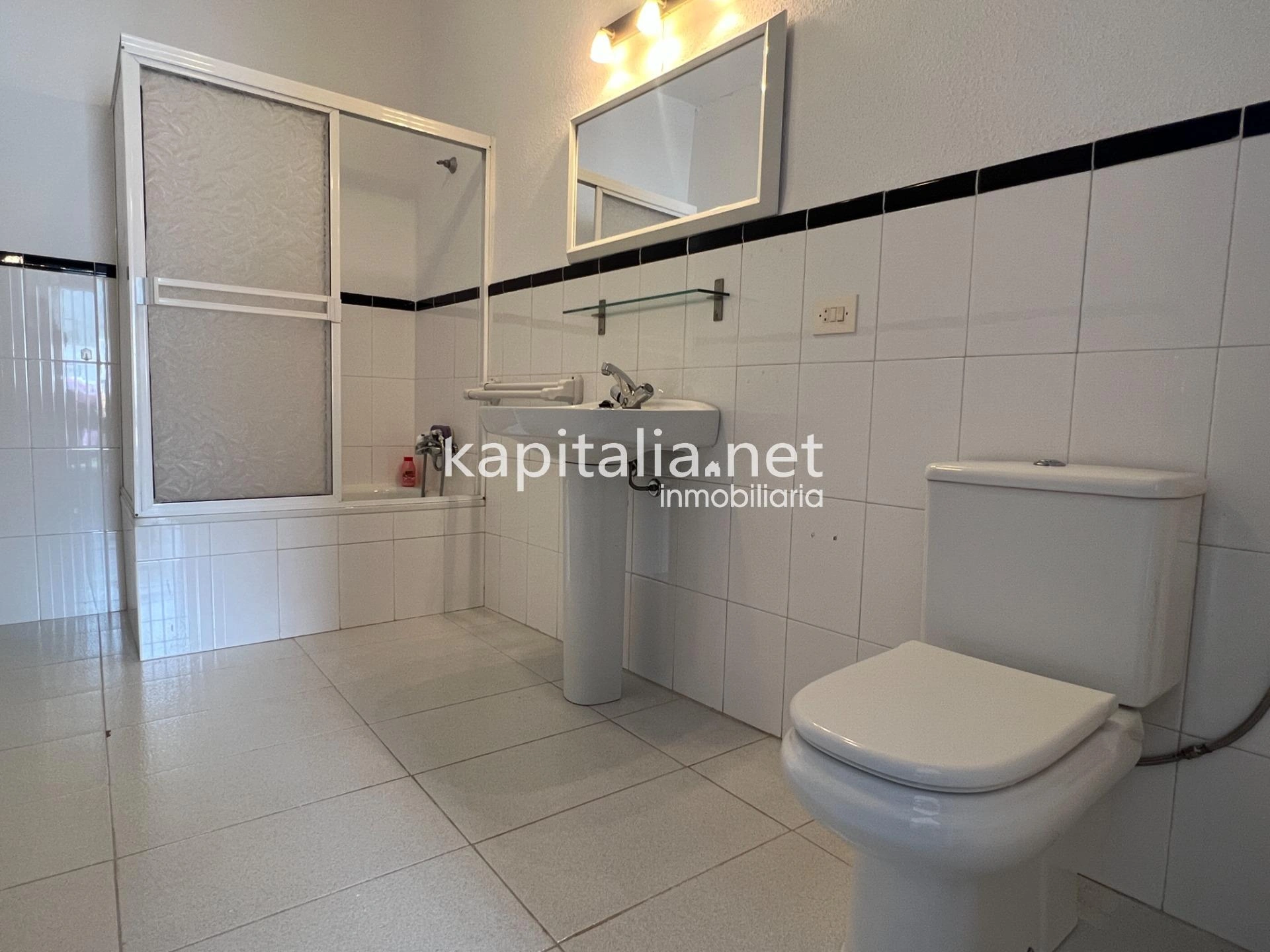 Casa a la venta en el centro de Salem