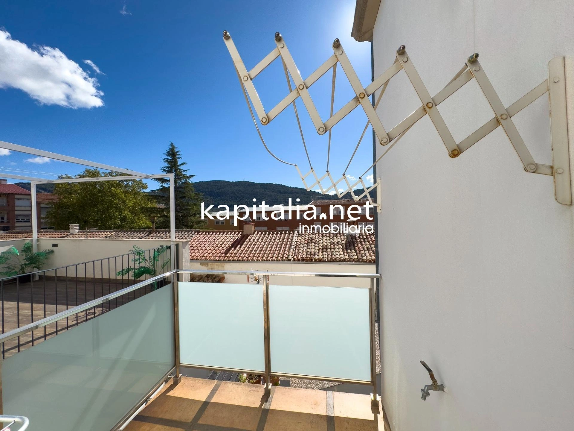 GRAN CASA A LA VENTA EN BOCAIRENT