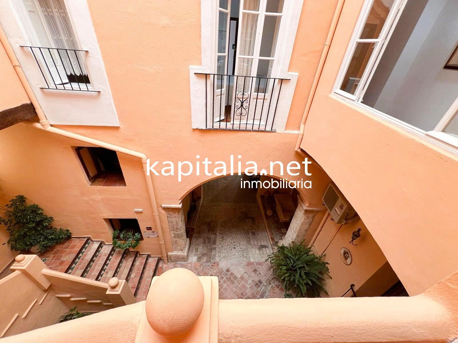 09222 - CASA RURAL A LA VENTA EN EL CENTRO DE XATIVA