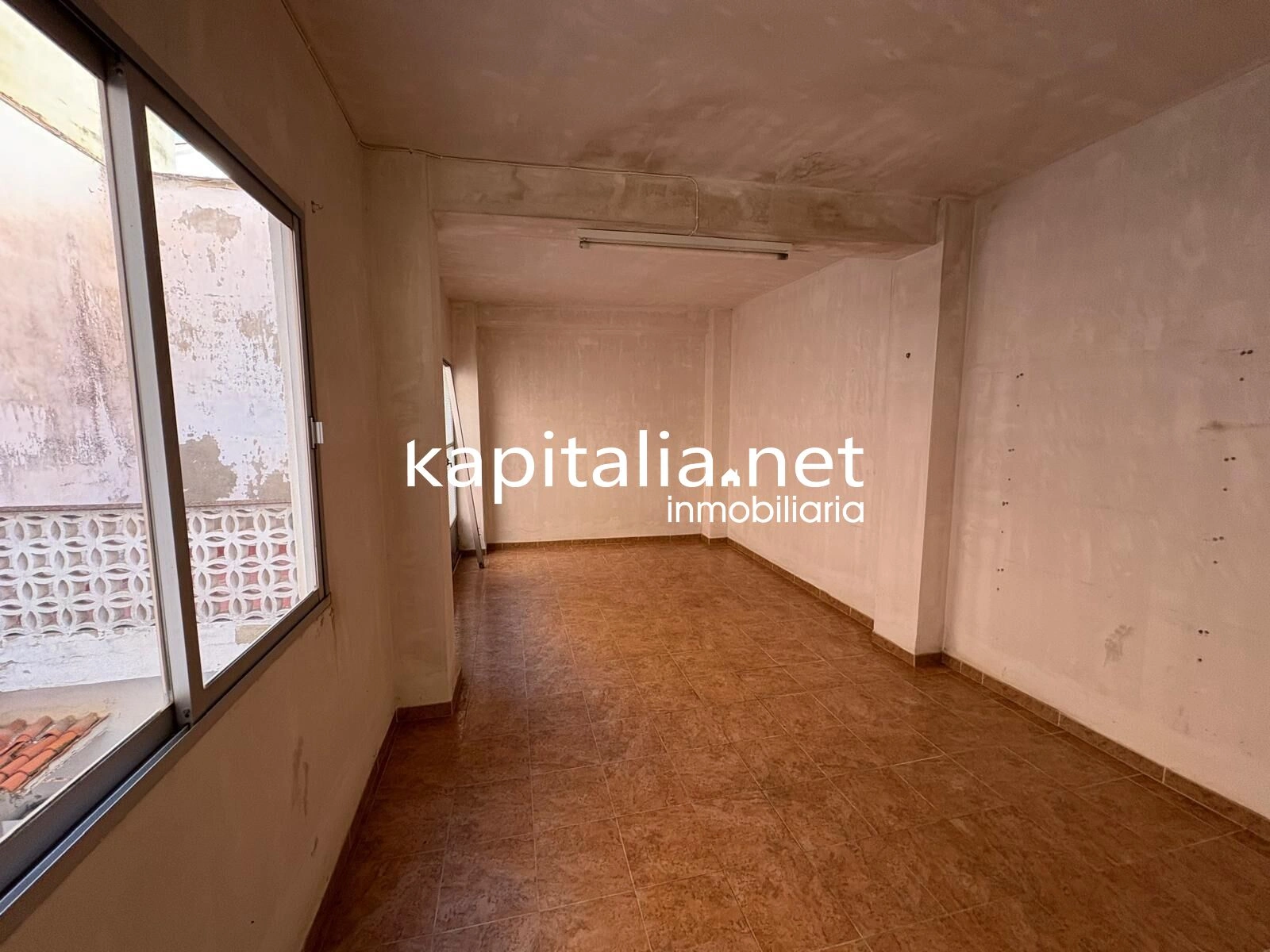 10147 - PISO CON BUHARDILLA A LA VENTA EN VALLADA