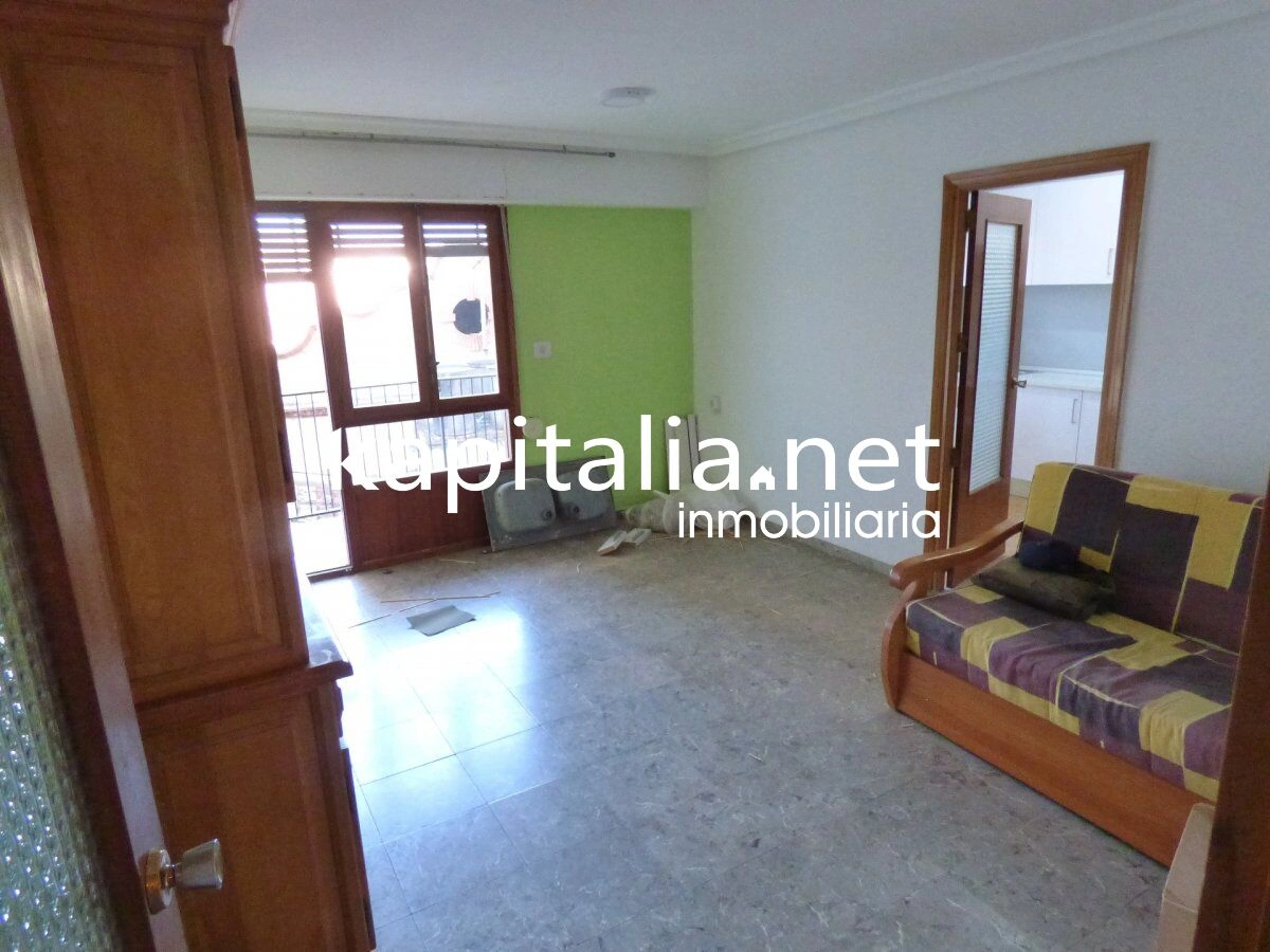 10252 - Venta de gran piso en Ontinyent