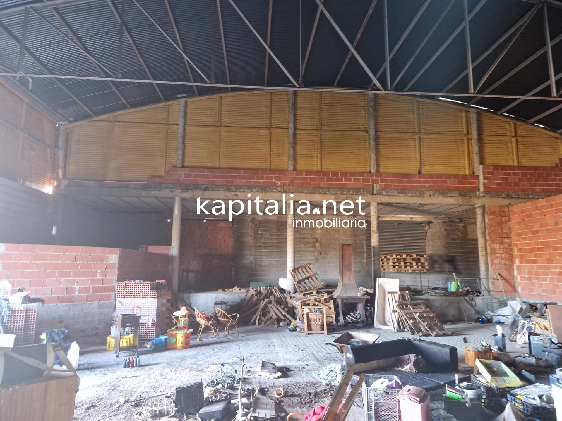 08854 - Nave en venta más 30.000m2 de parcela en Belgida