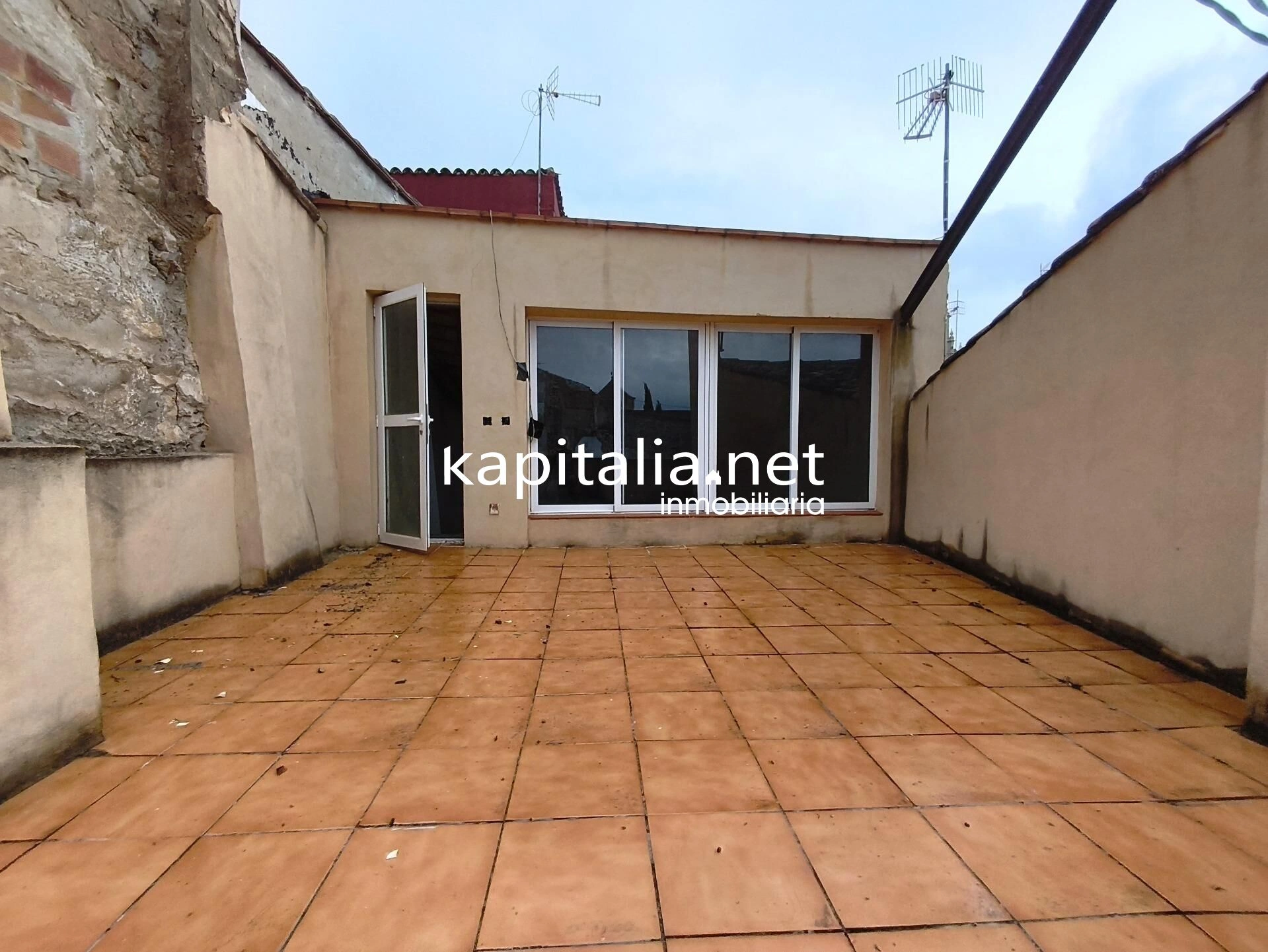 10096 - CASA PARA REFORMAR A LA VENTA EN COCENTAINA