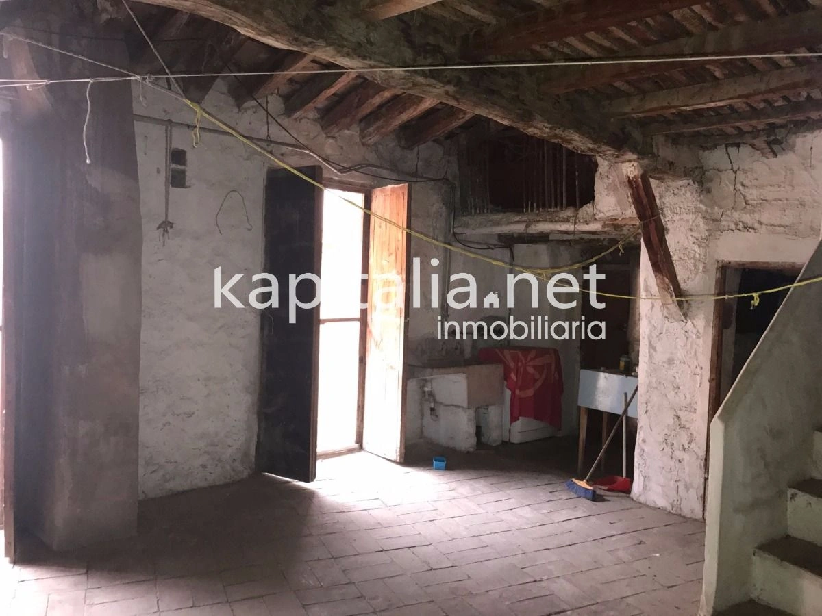 Casa de 500m2 a la venta en Bocairent