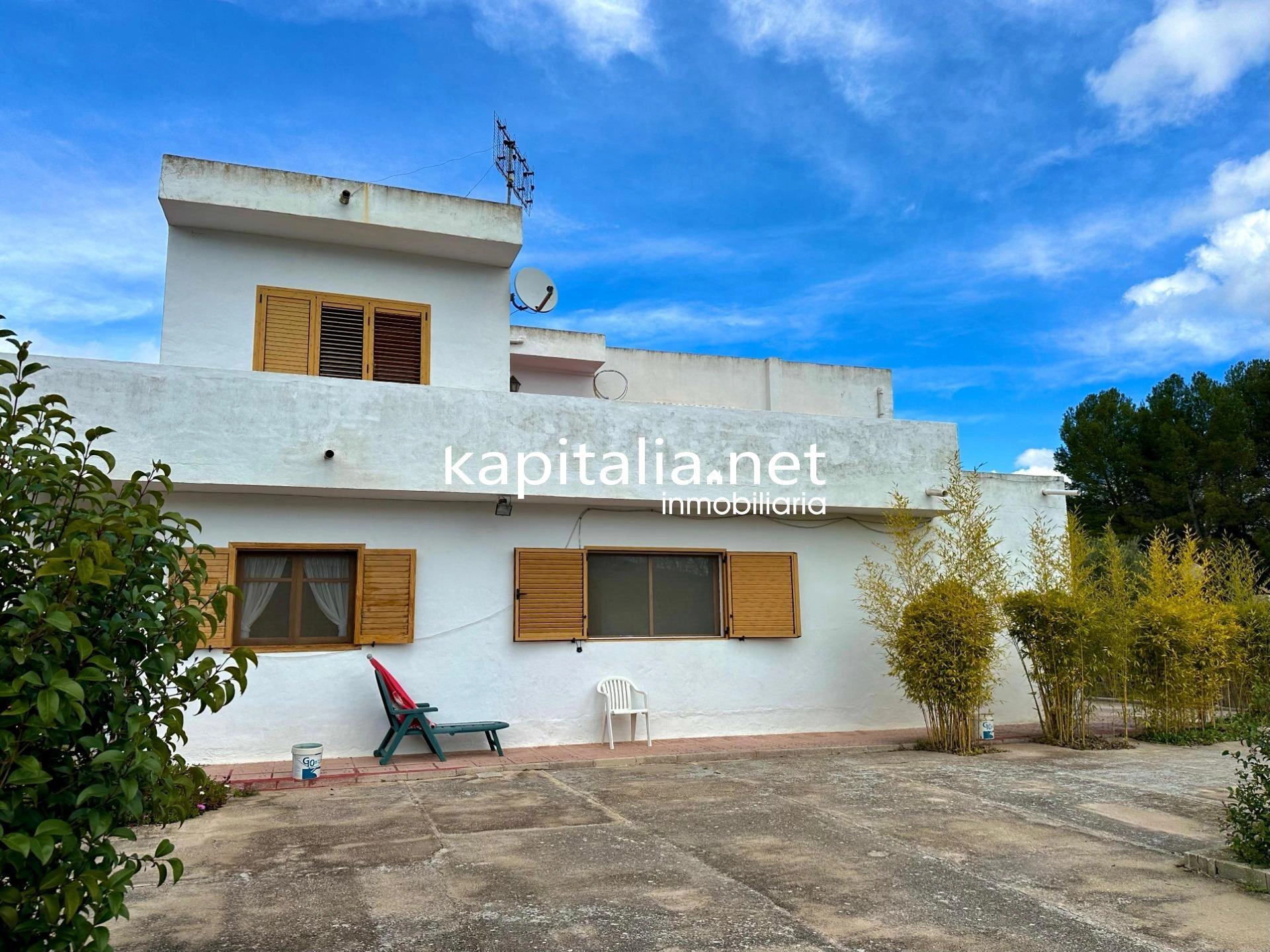 09812 - Chalet con vistas maravillosas a la venta en Alcoy