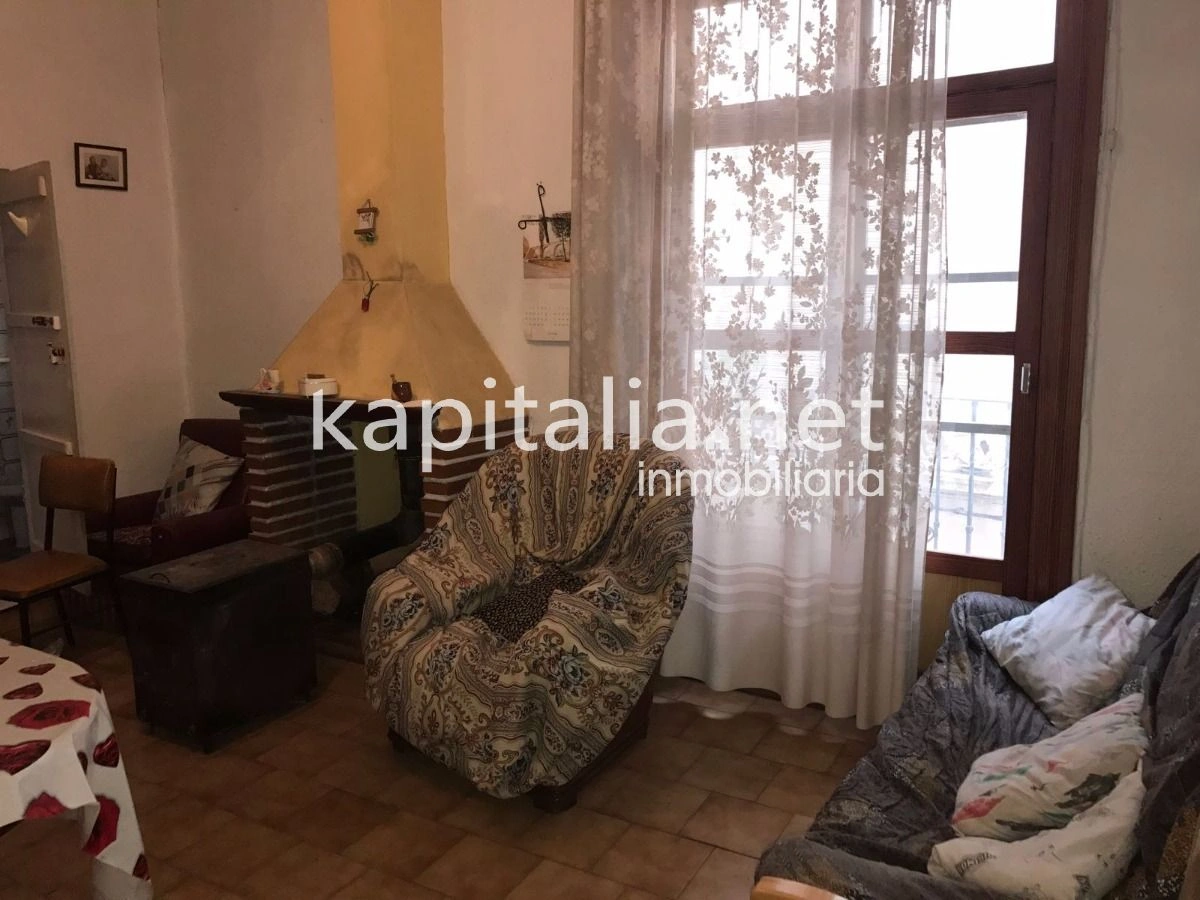Casa de 500m2 a la venta en Bocairent
