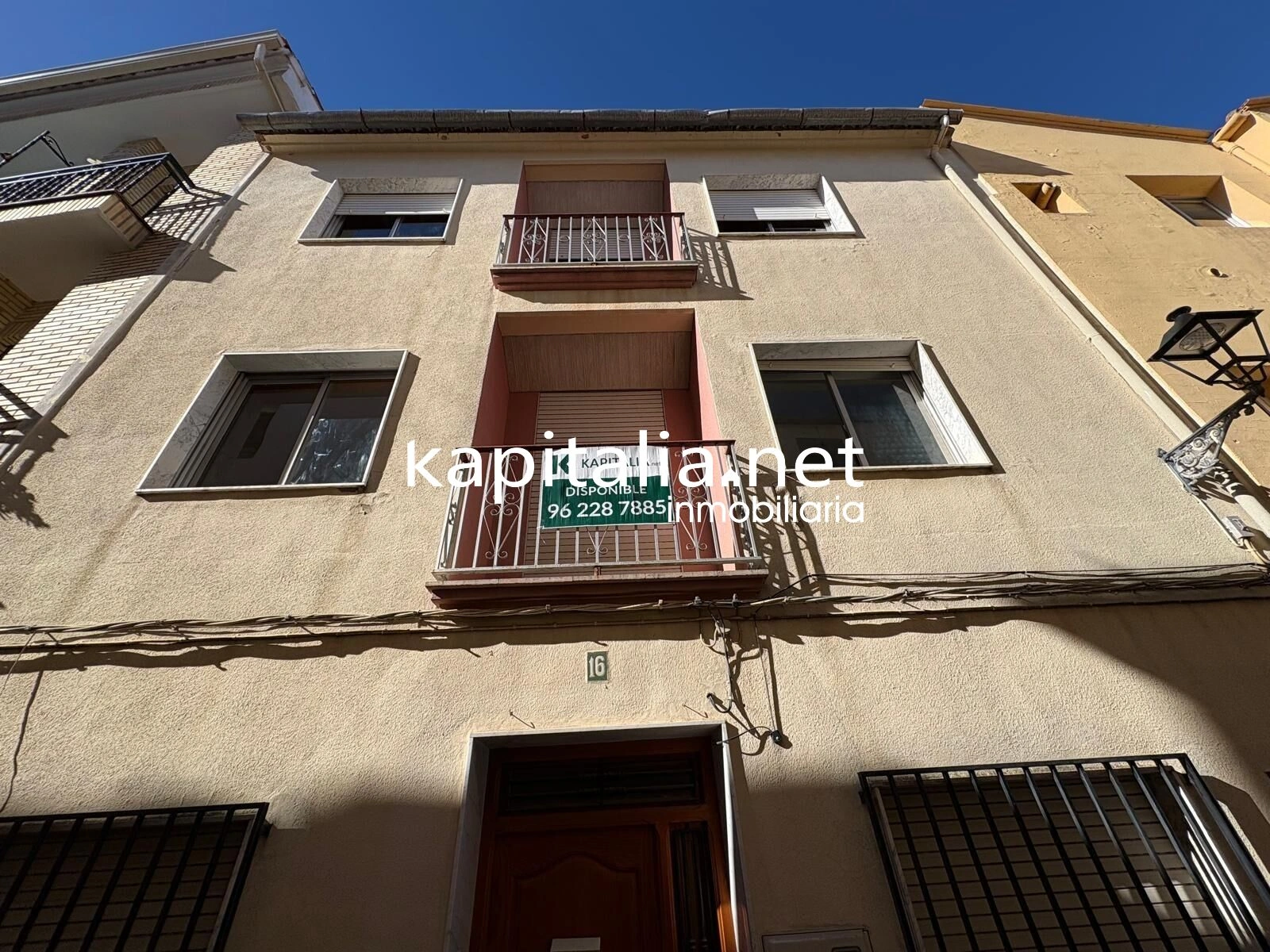 10147 - PISO CON BUHARDILLA A LA VENTA EN VALLADA