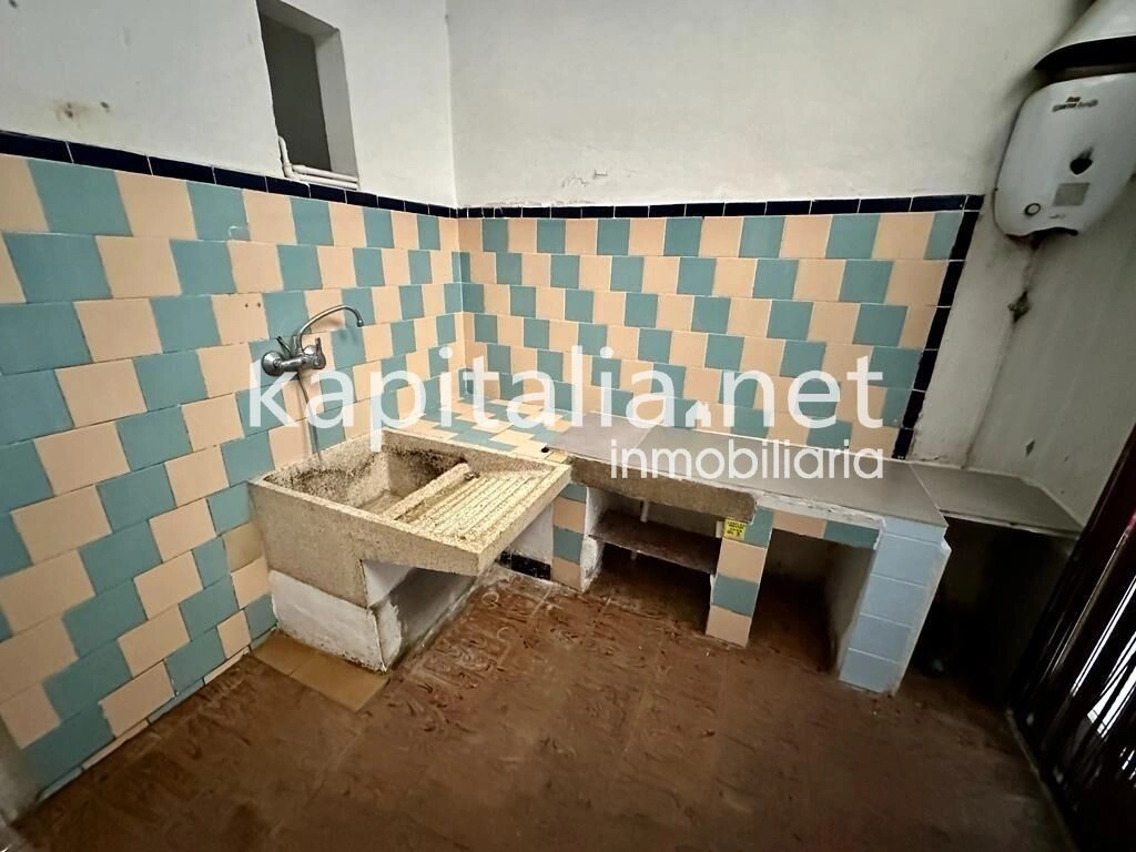08338 - Property for Rent in Ontinyent