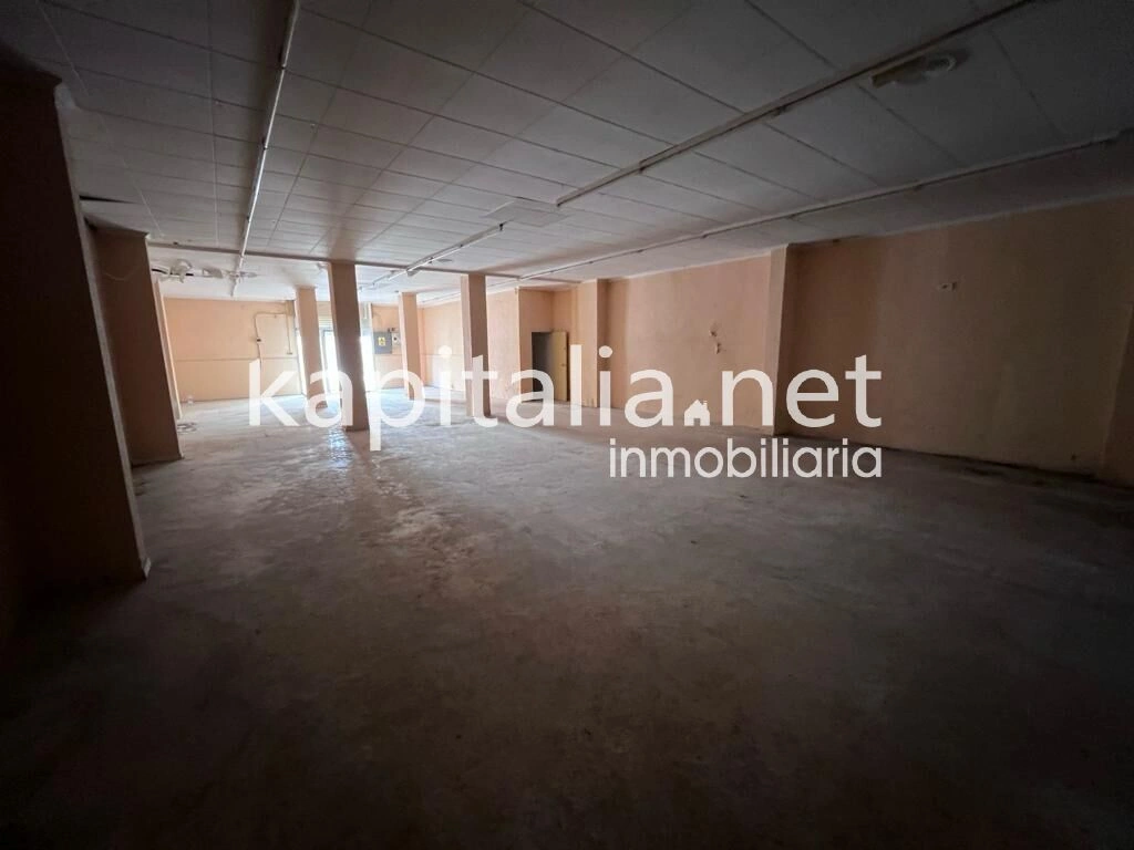 08699 - PISO Y BAJO COMECIAL CENTRICO A LA VENTA EN LA LLOSA DE RANES