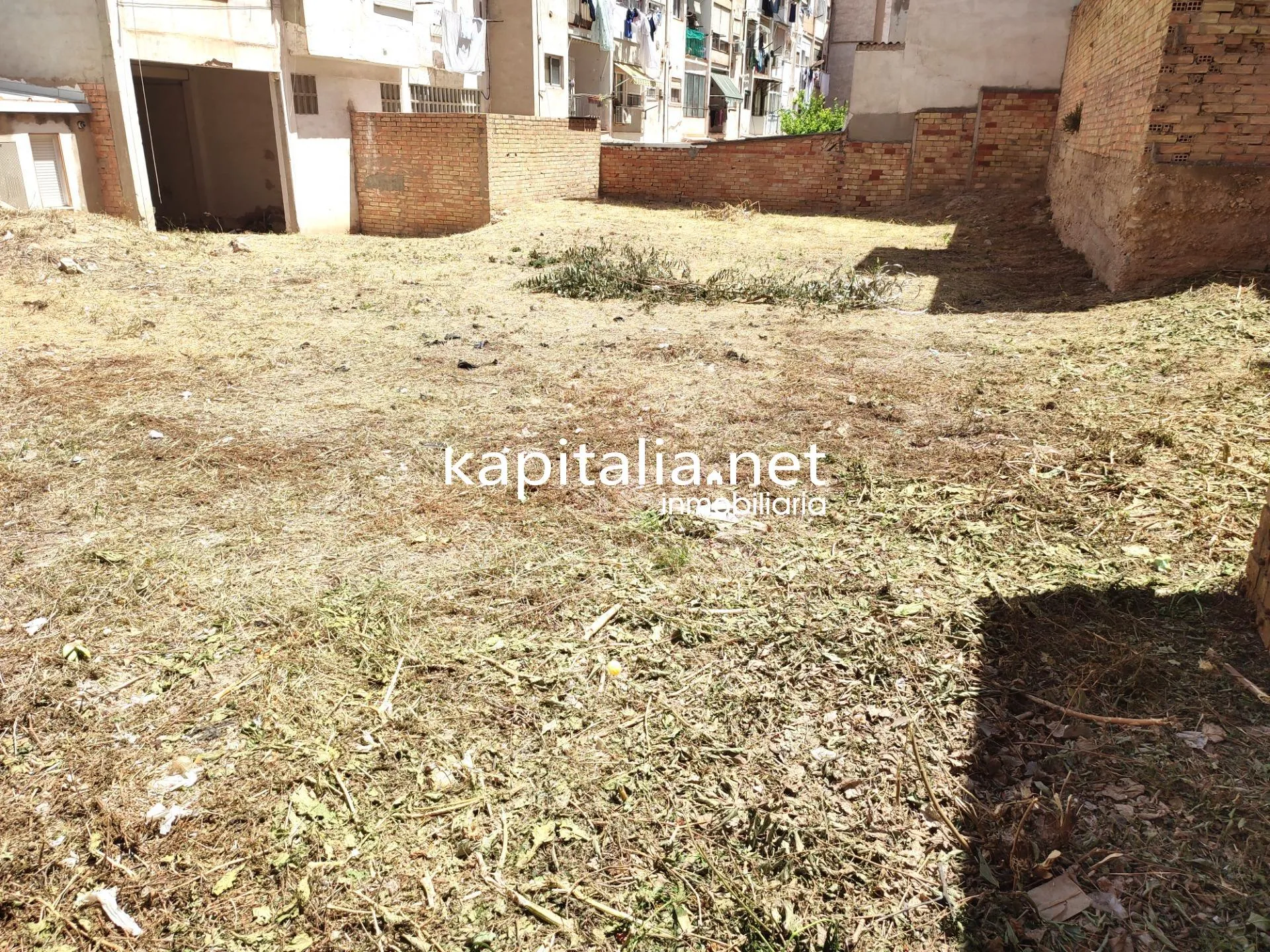 09327 - URBAN LAND FOR SALE IN ONTINYENT, LOCATED IN CENTRAL AREA.
