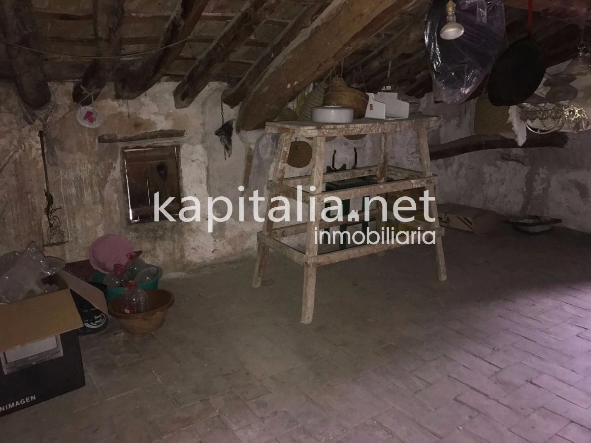 Casa de 500m2 a la venta en Bocairent