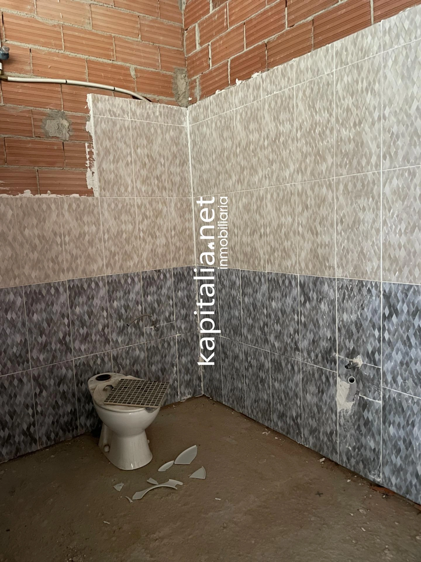 Local comercial en Albaida.