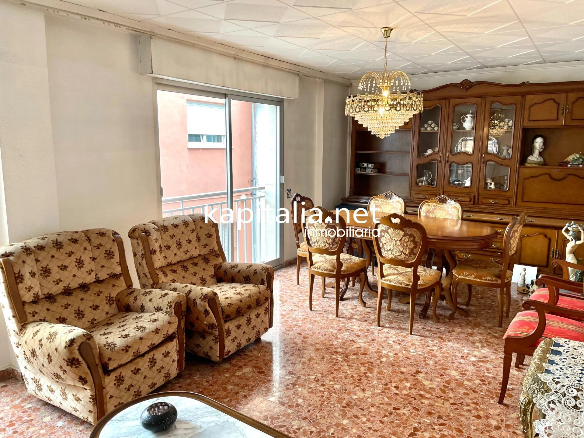 Piso a la venta en Salem.
