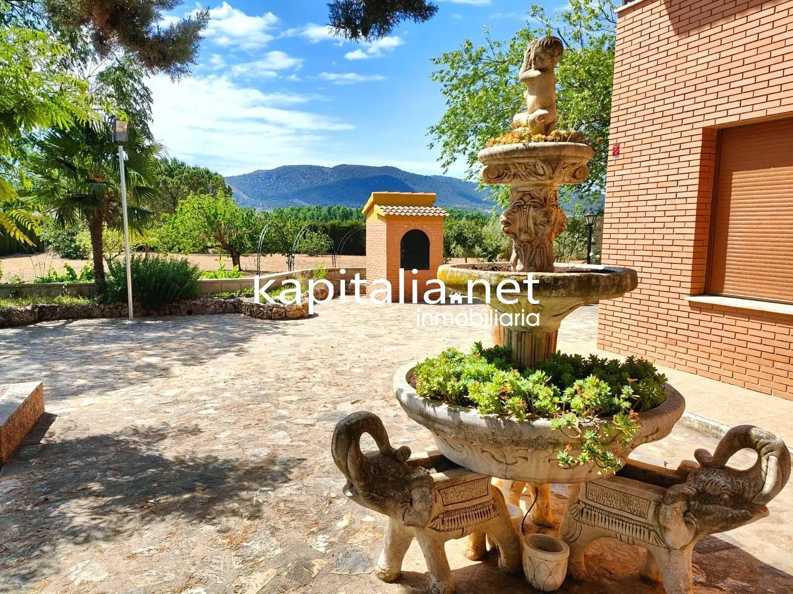 09793 - INTERESANTE CHALET A LA VENTA EN BANYERES DE MARIOLA
