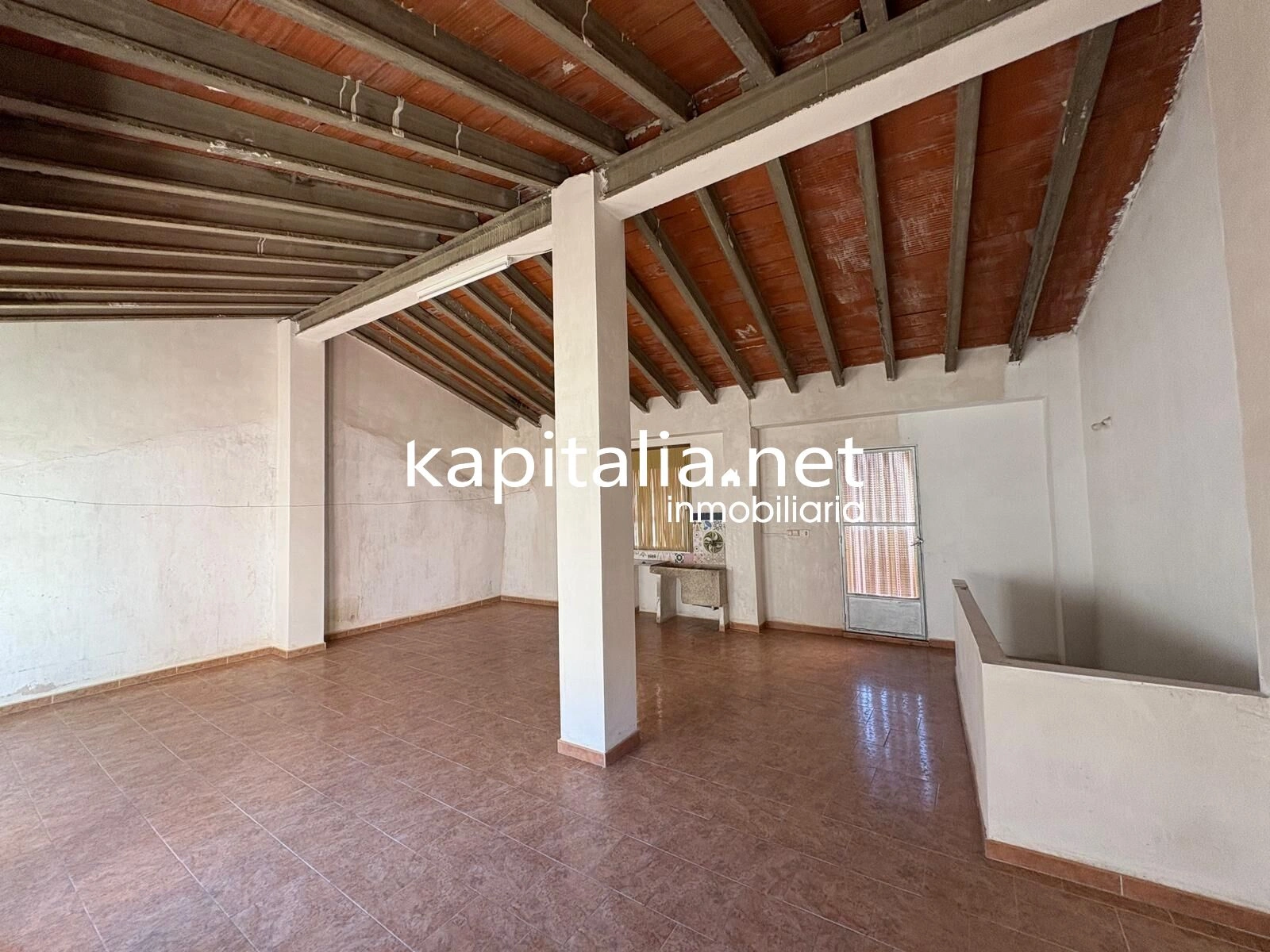 10147 - PISO CON BUHARDILLA A LA VENTA EN VALLADA