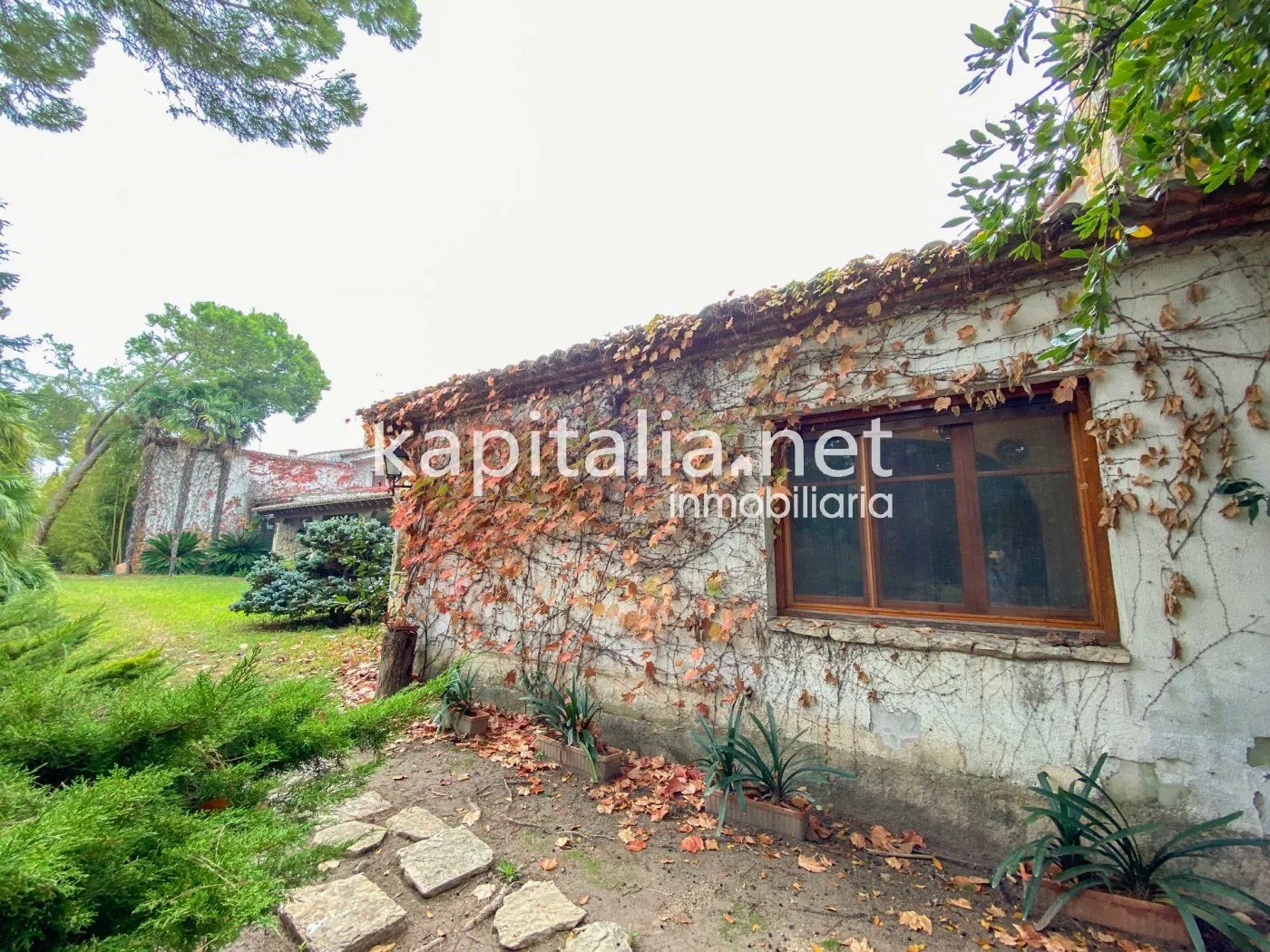06369 - Casa señorial con gran jardín en el centro de Atzeneta d'Albaida