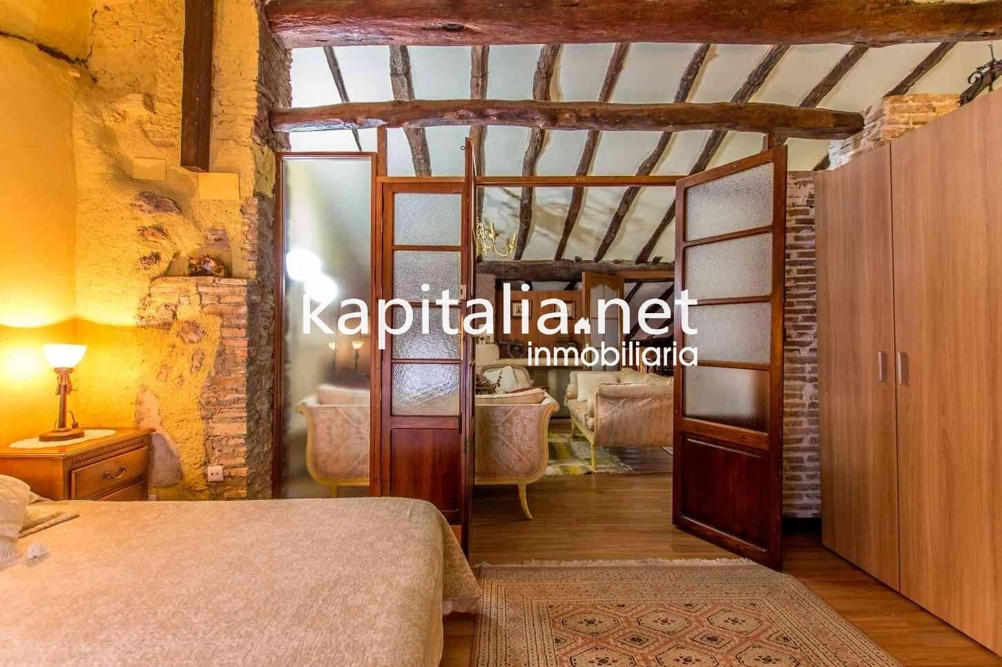 08601 - CASA RURAL A LA VENTA