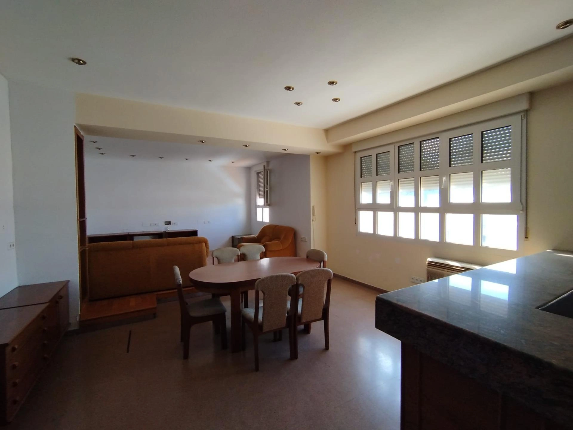 Nave industrial y viviendas con infinitas posibilidades en venta en Bocairent
