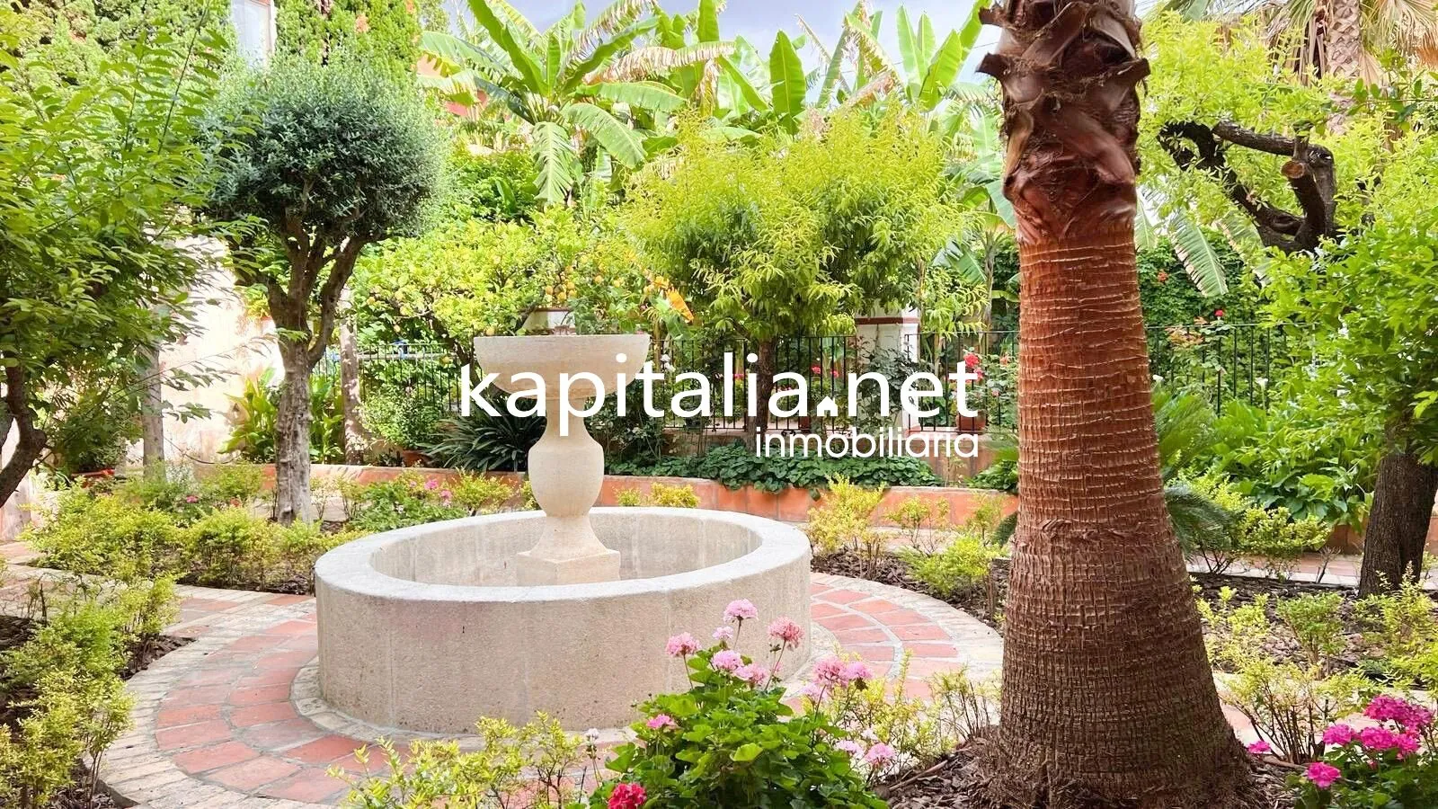 09222 - CASA RURAL A LA VENTA EN EL CENTRO DE XATIVA