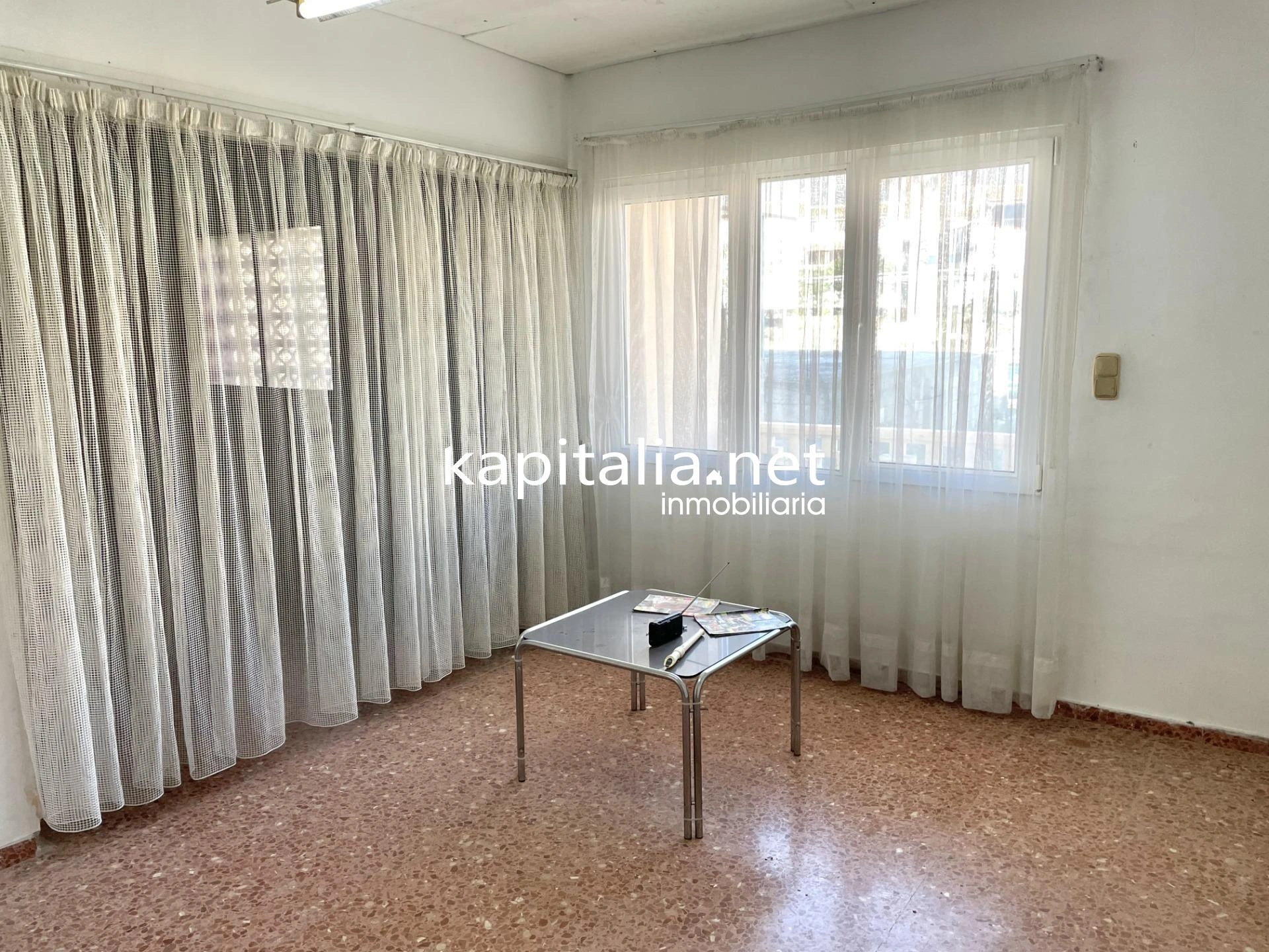 Edificio a la venta en Beniarrés.