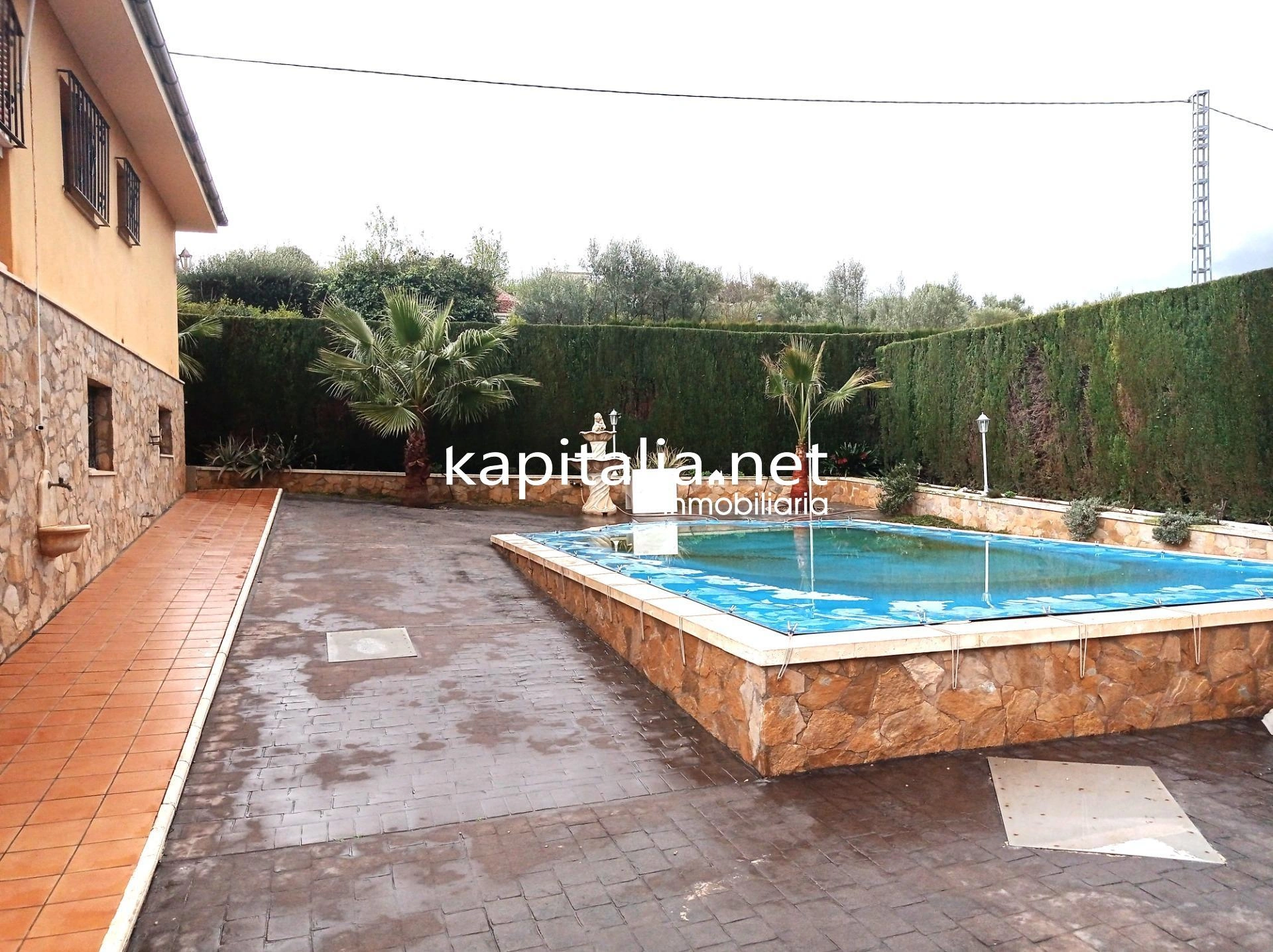 09827 - CHALET A LA VENTA EN BENILLUP, CON MAGNIFICAS VISTAS