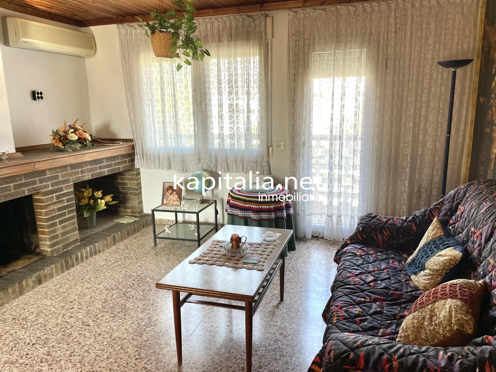 Edificio a la venta en Beniarrés.